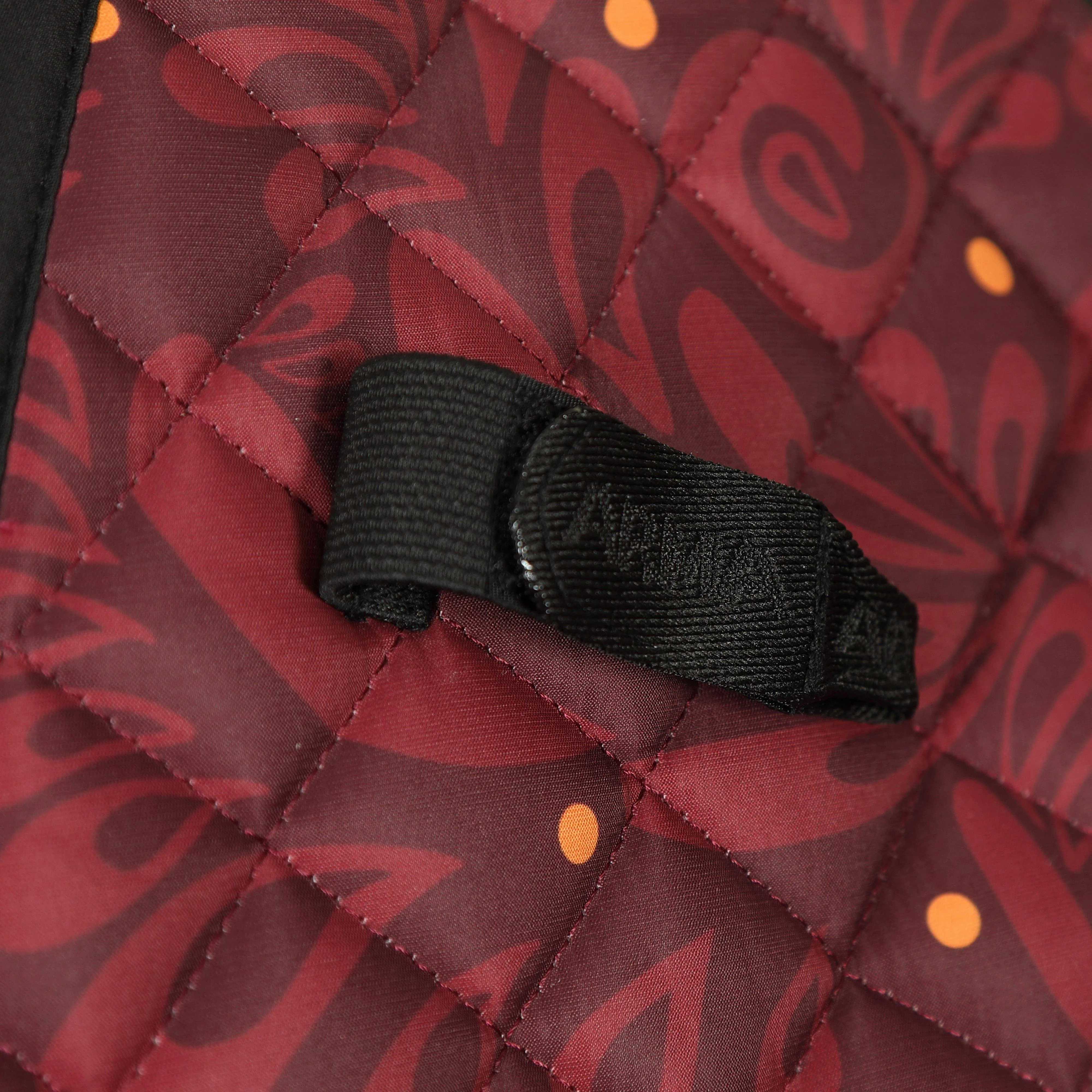 Hyde Park Saddlecloth Red Paisley - Image 4
