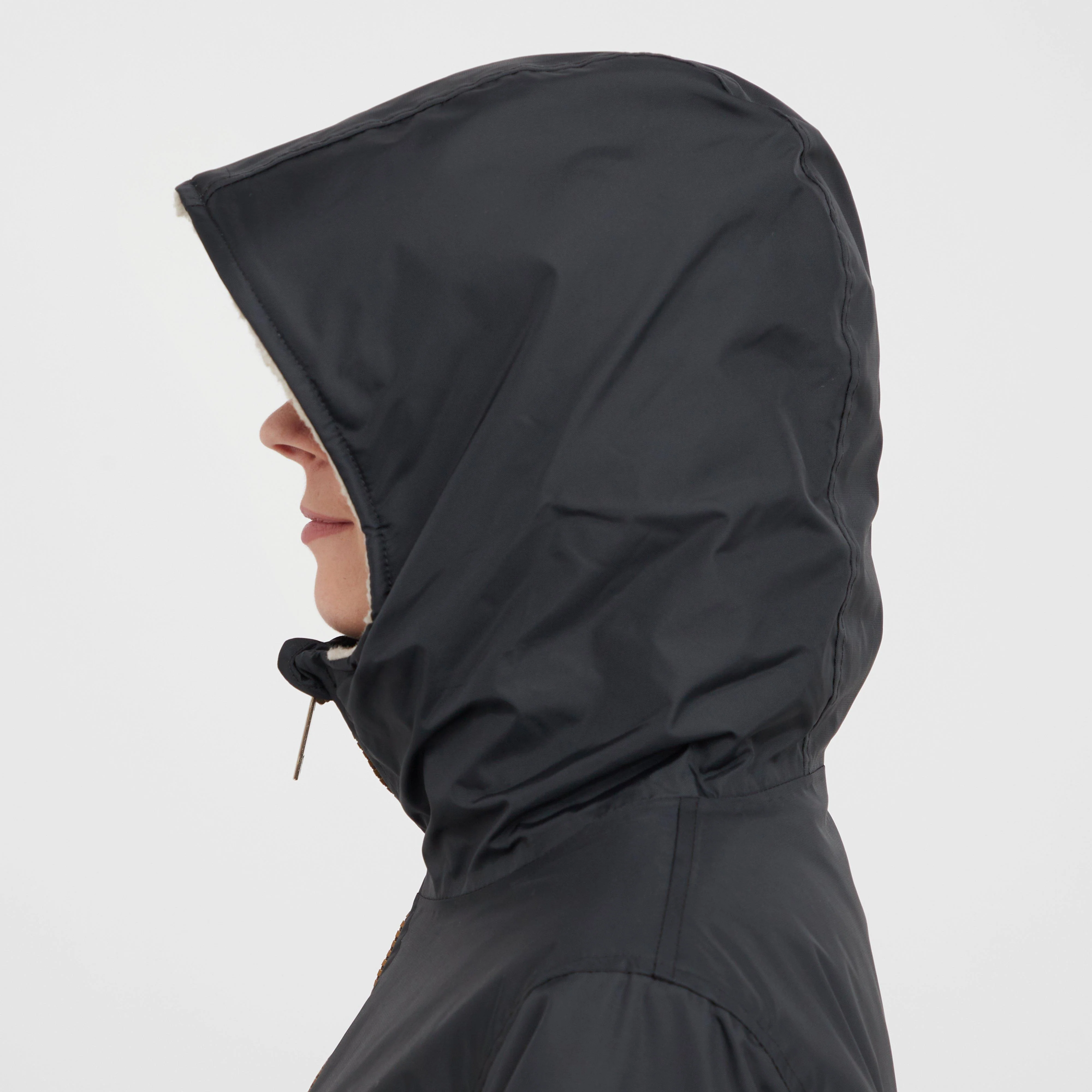 Team All Weather Robe Black - Image 5