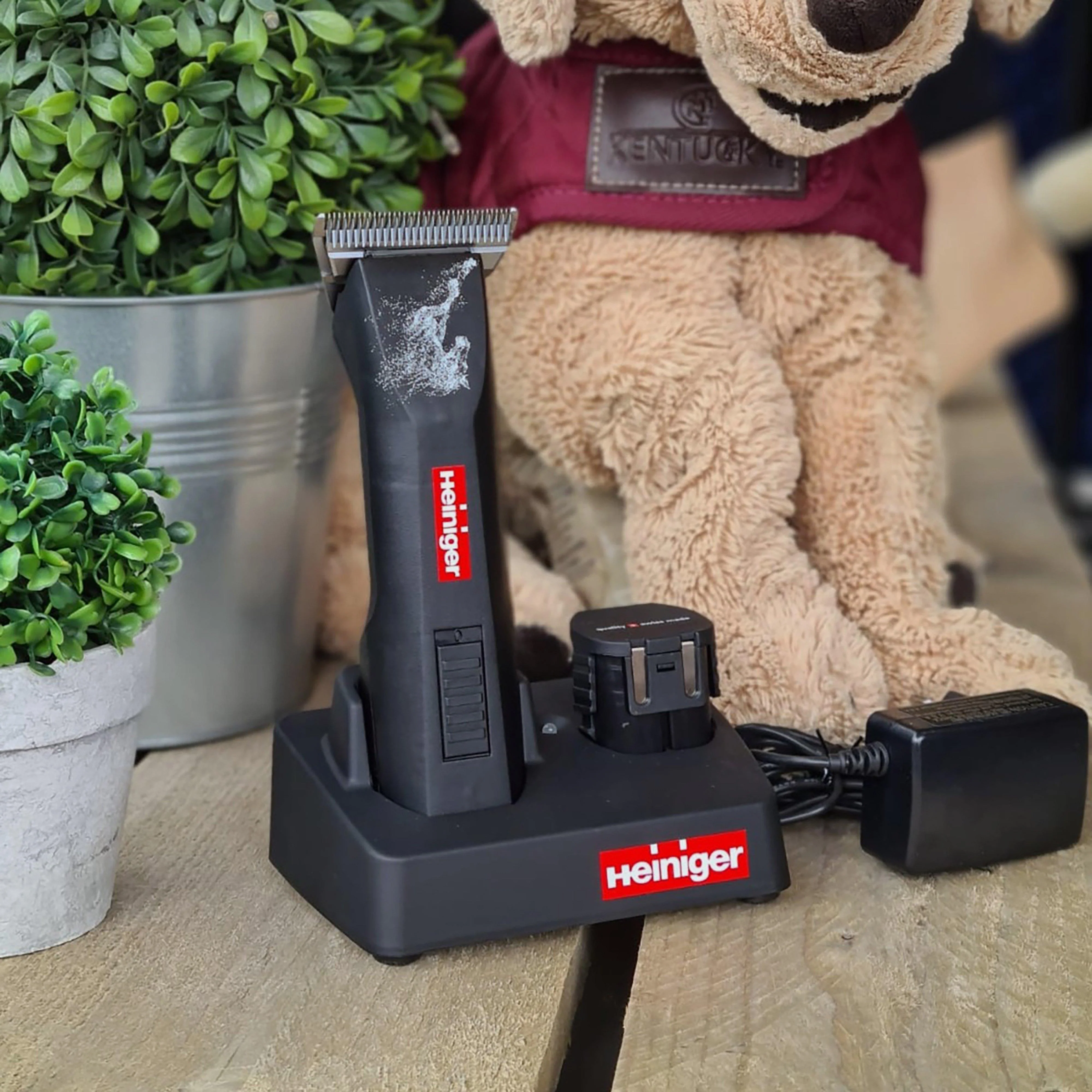 Saphir Cordless Horse Clippers - Image 5
