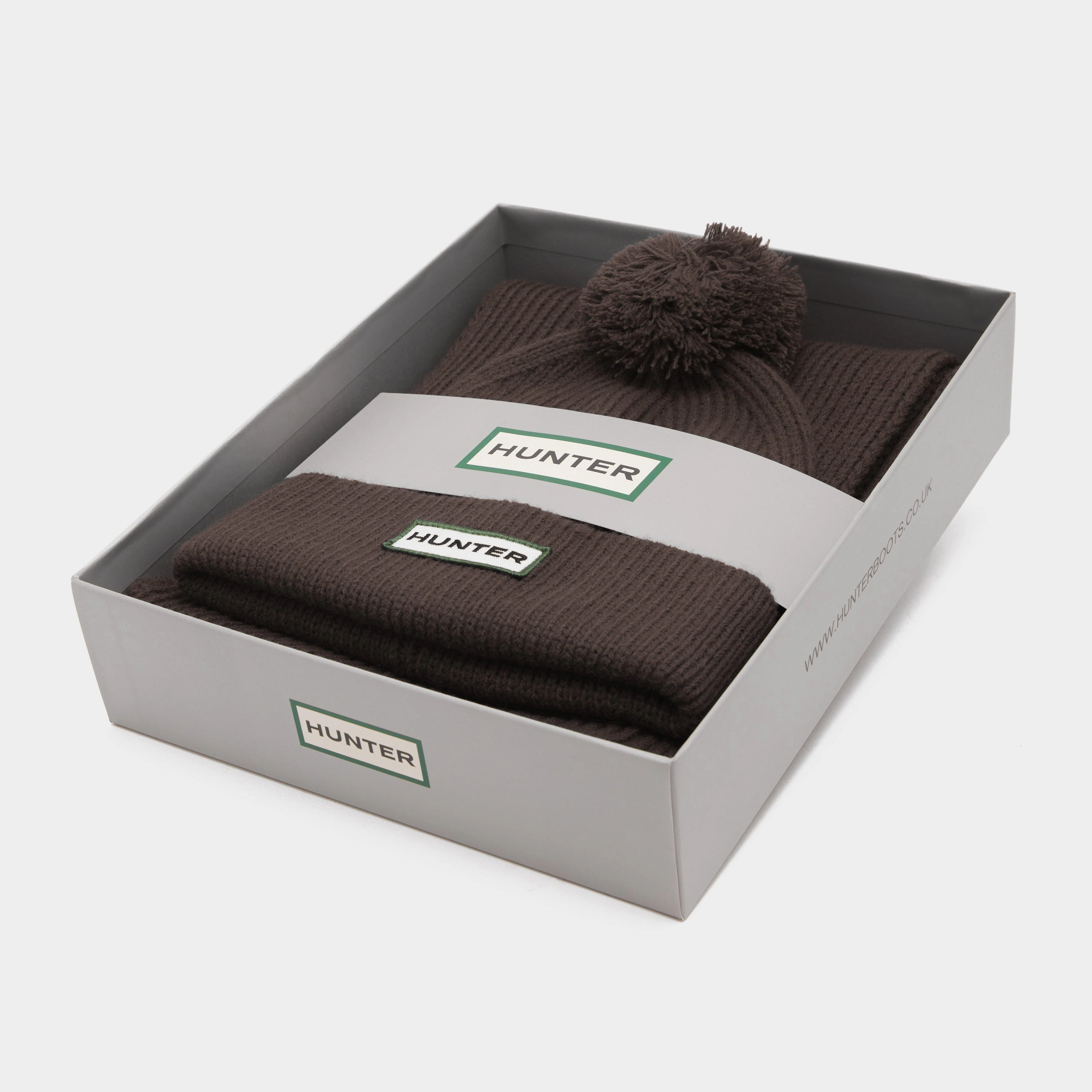 Unisex Green Label Bobble Hat Gift Set - Image 7