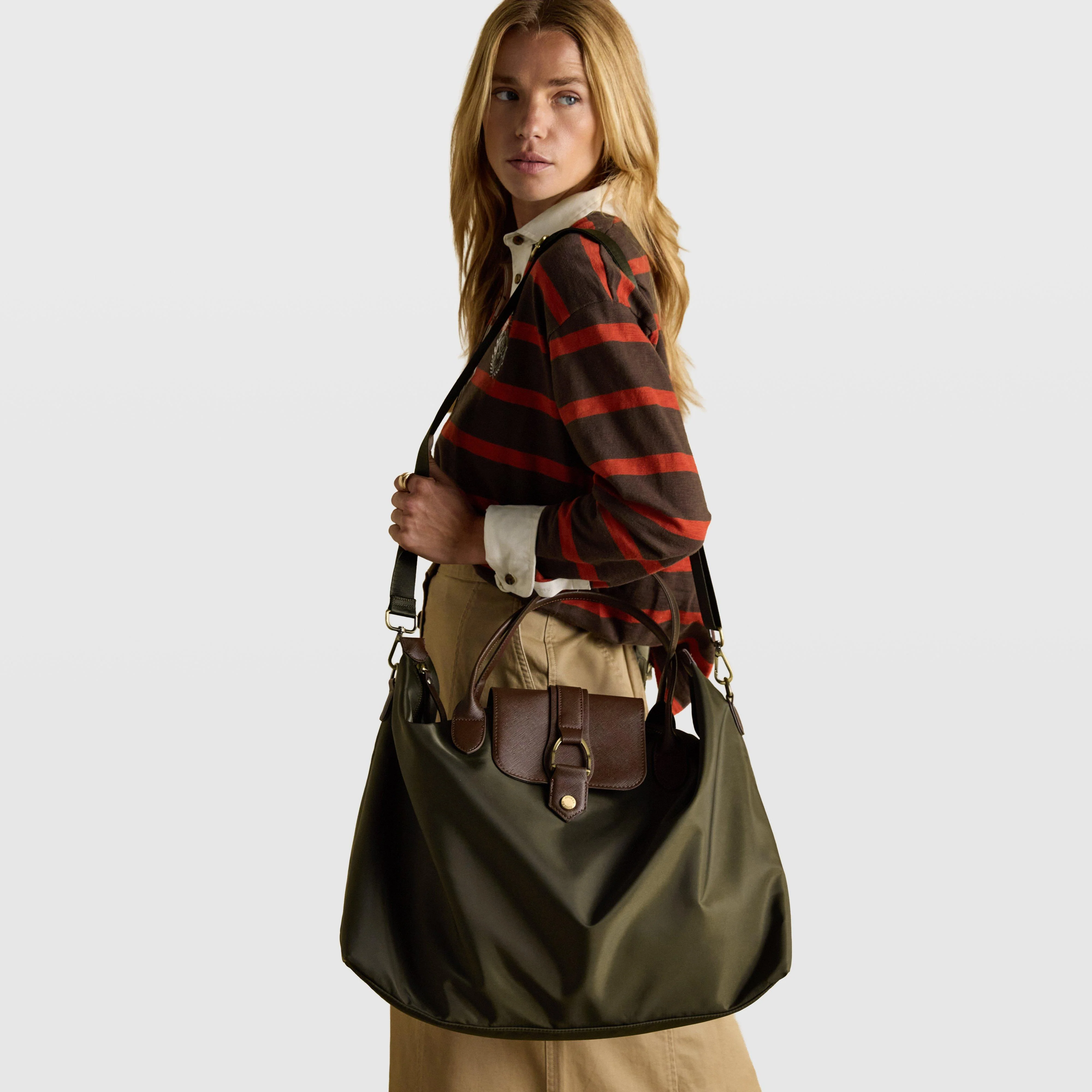 Edie Weekend Bag Khaki - Image 9