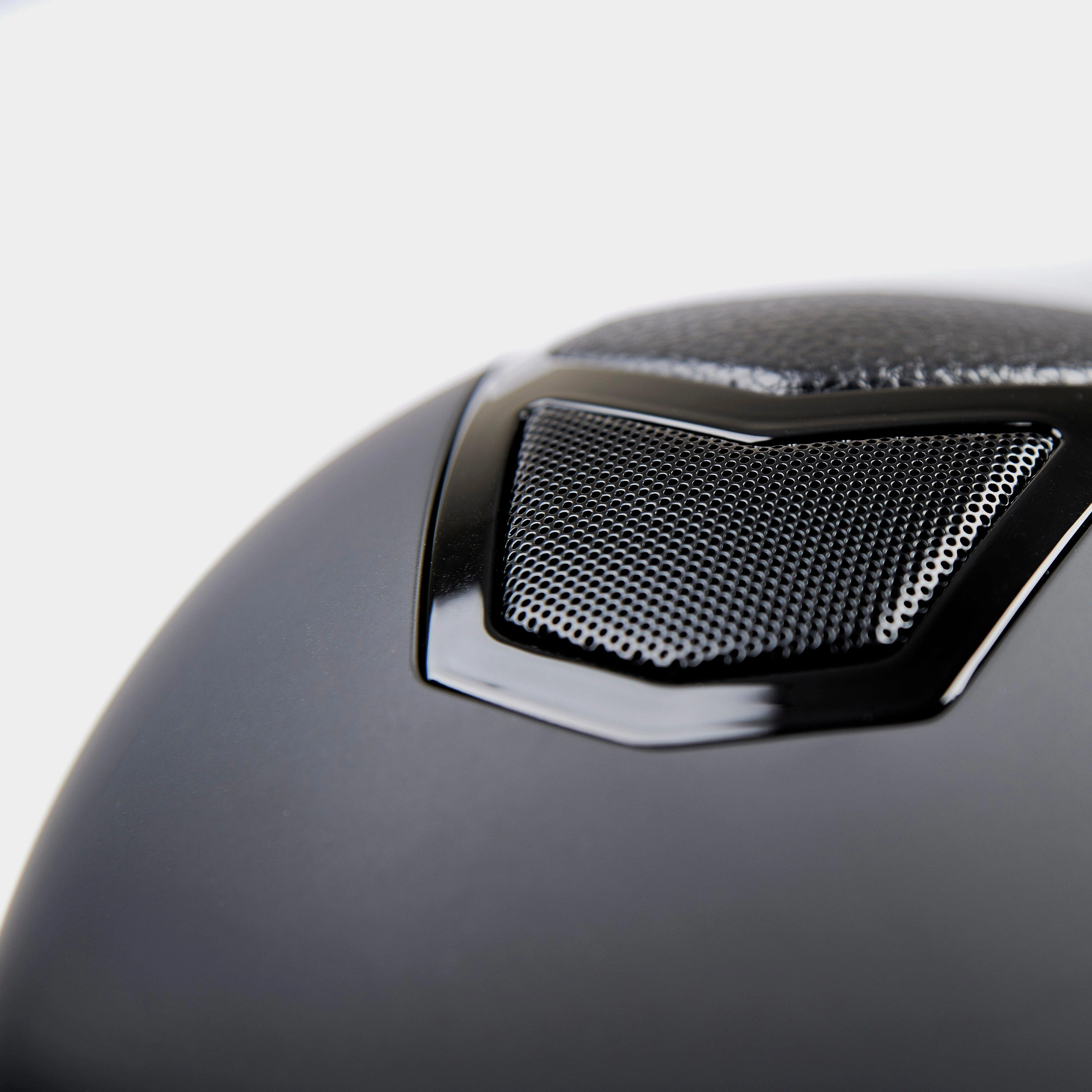 Avena Riding Hat Black - Image 11