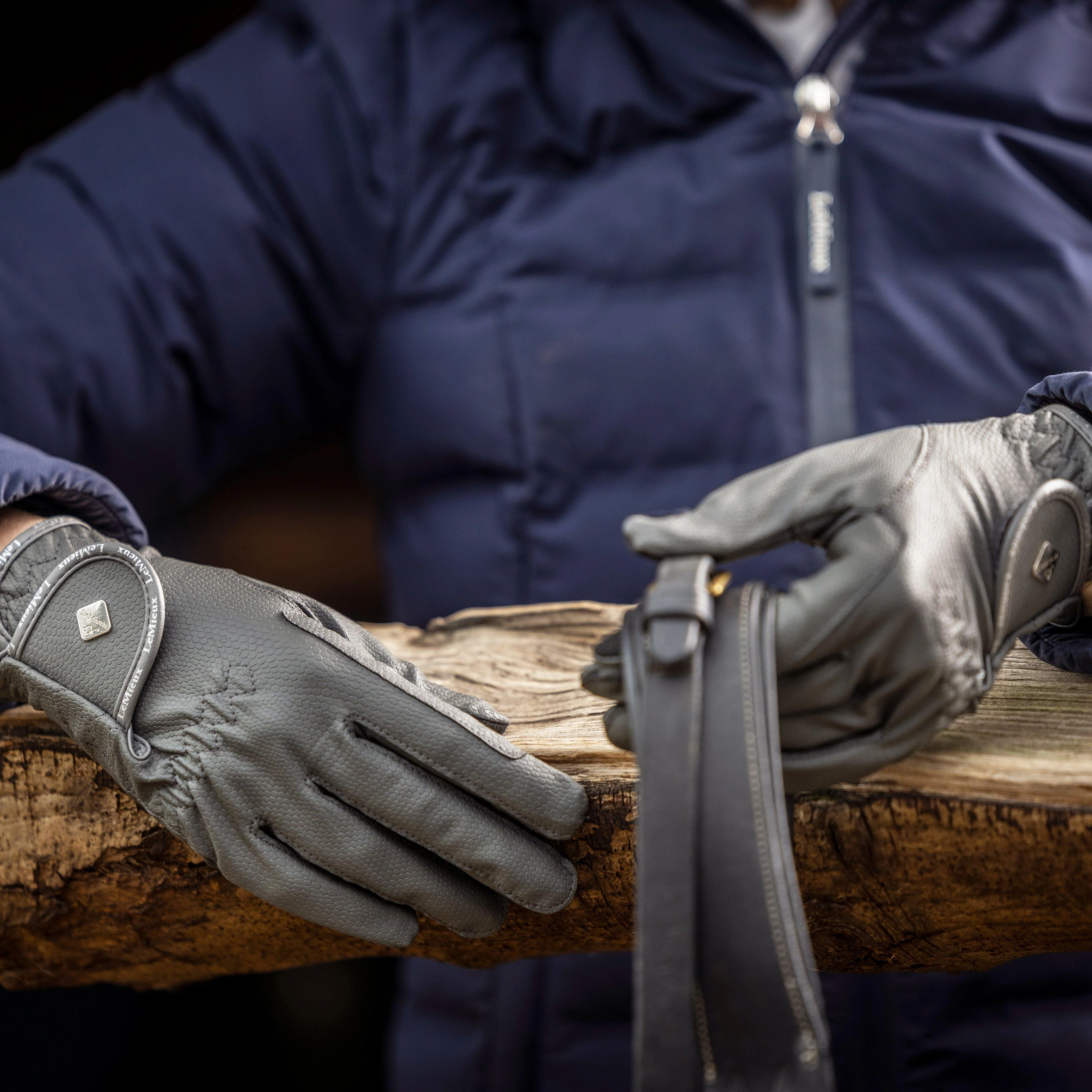 Classic Leather Riding Gloves Black - Image 3