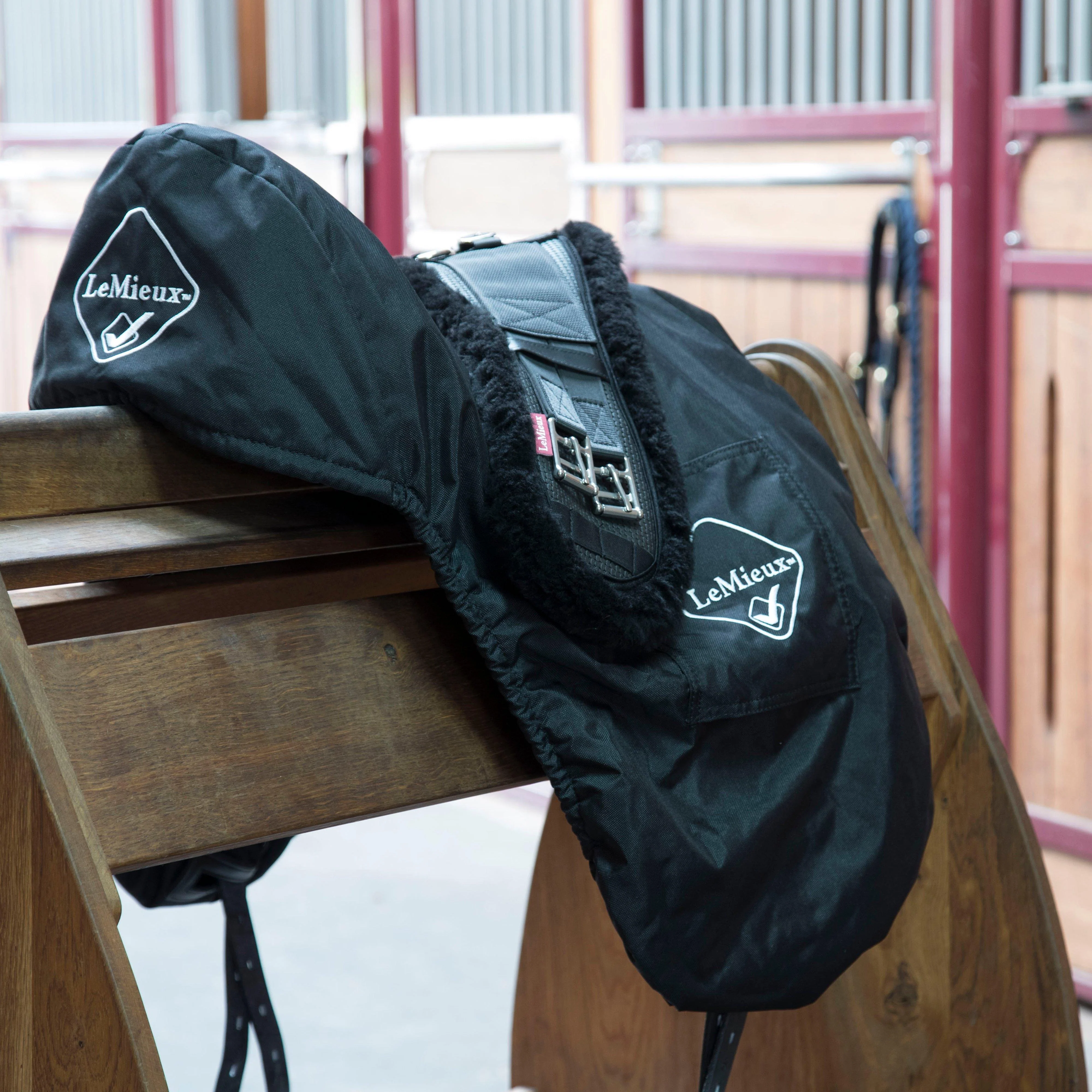 Dressage Saddle Cover Black - Image 3