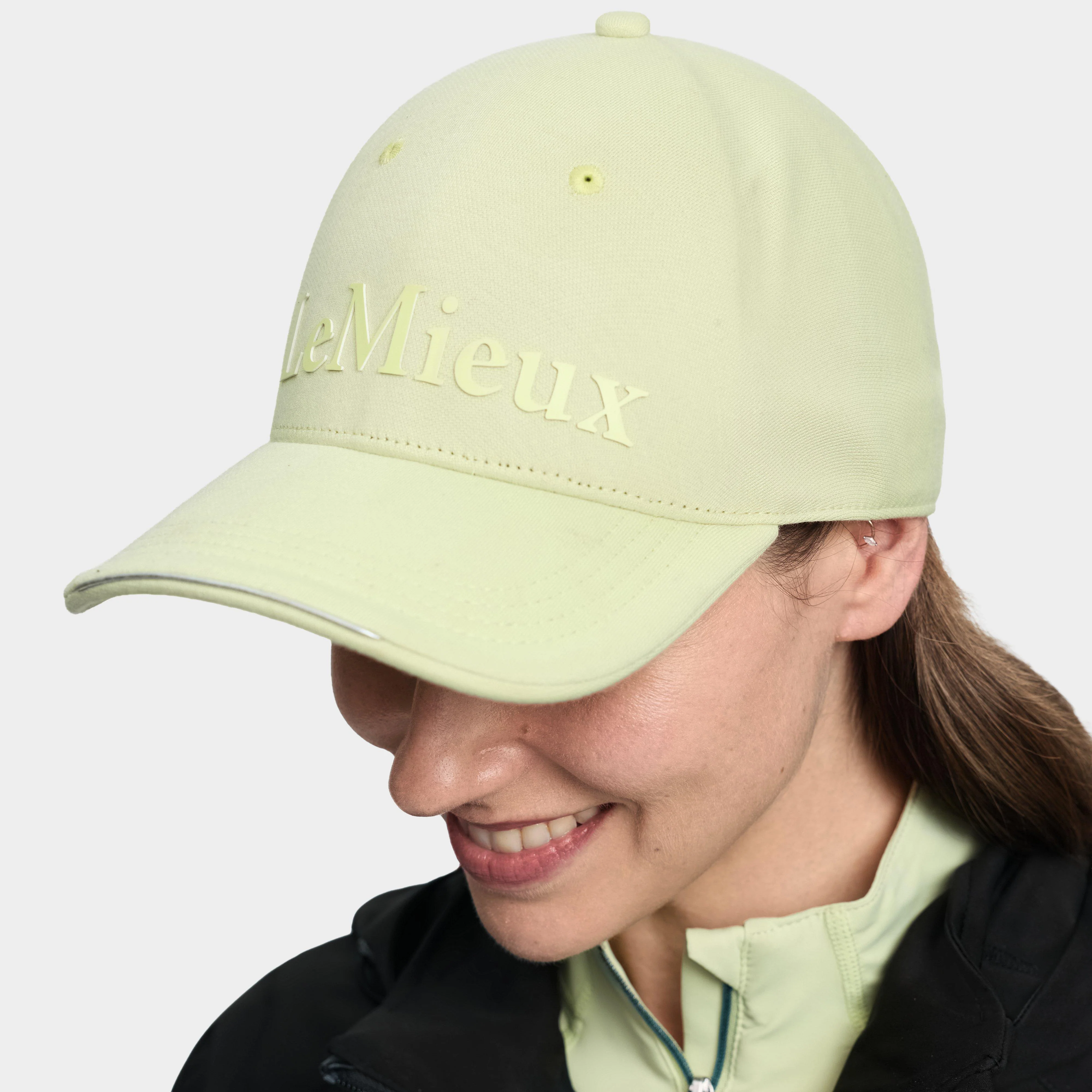 Lara Cap Macaron - Image 5