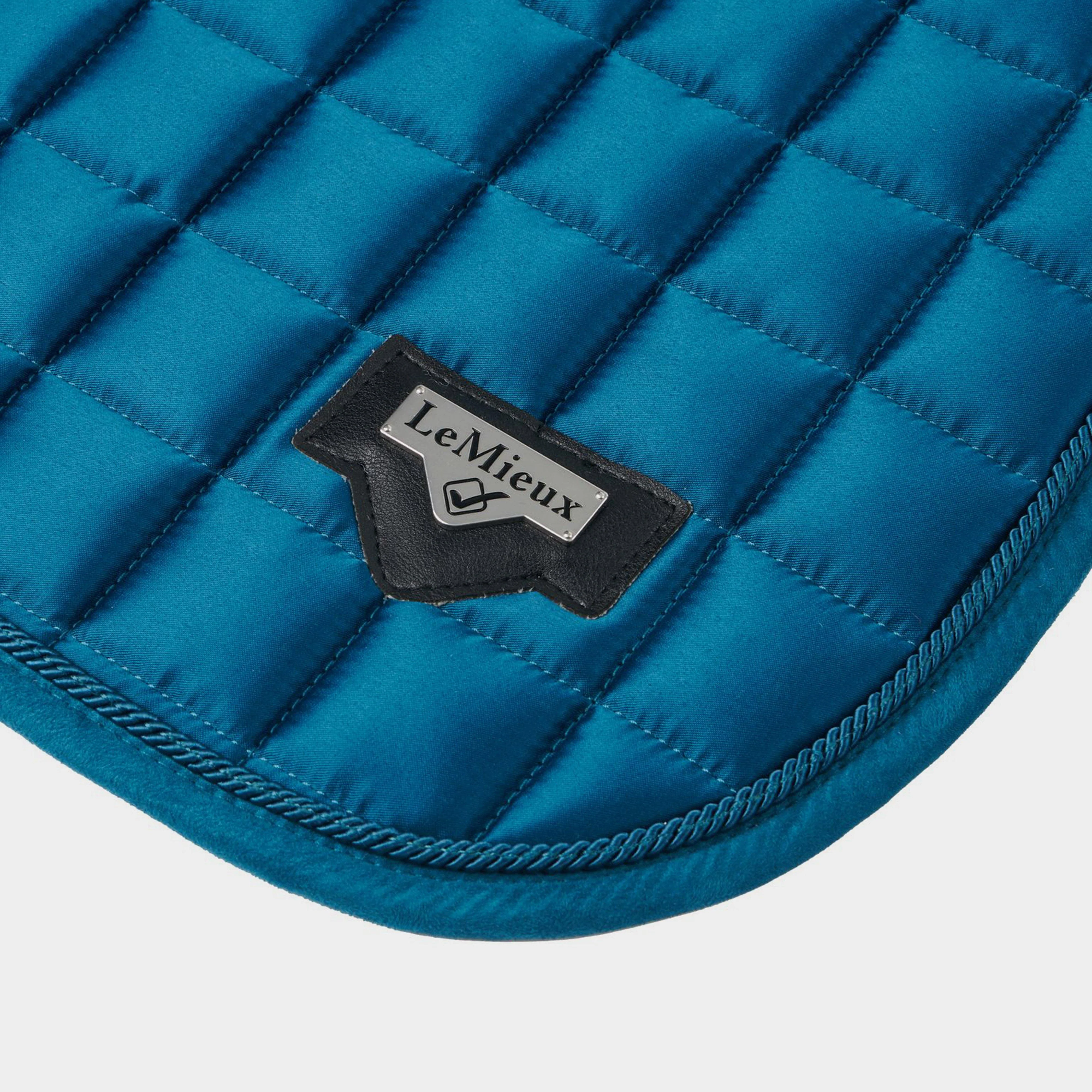 Loire Close Contact Saddle Pad Marine - Image 6