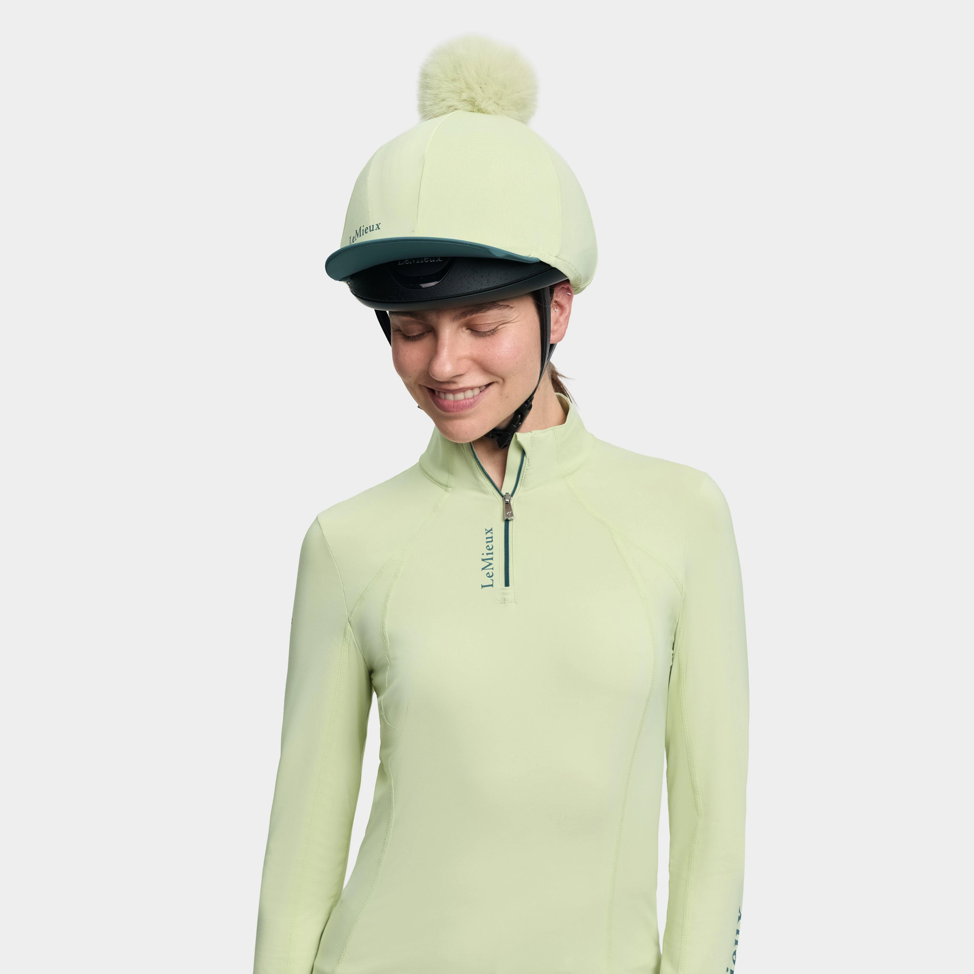 Pom Hat Silk Macaron - Image 4