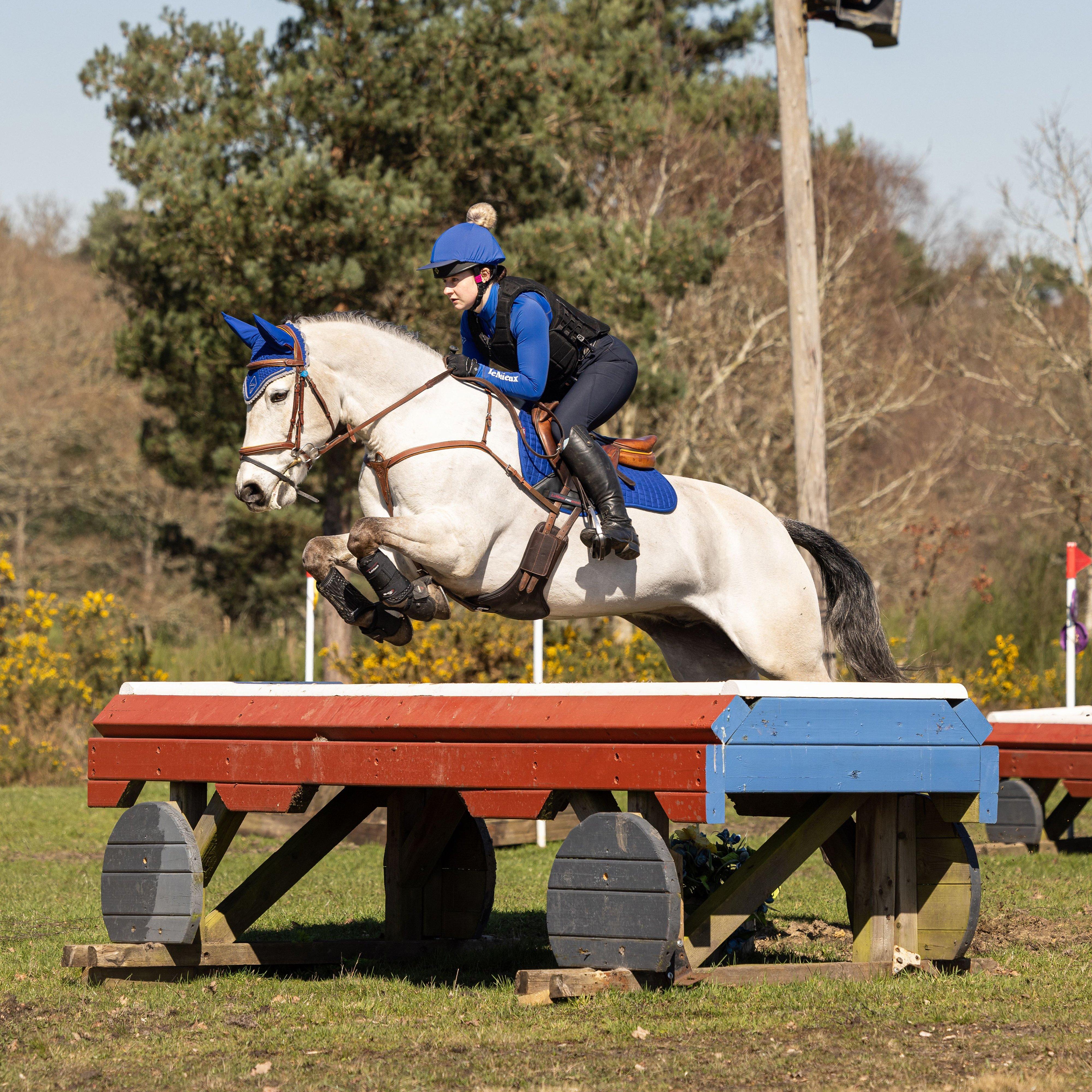 ProSport Suede GP Square Saddle Pad Benetton Blue - Image 3