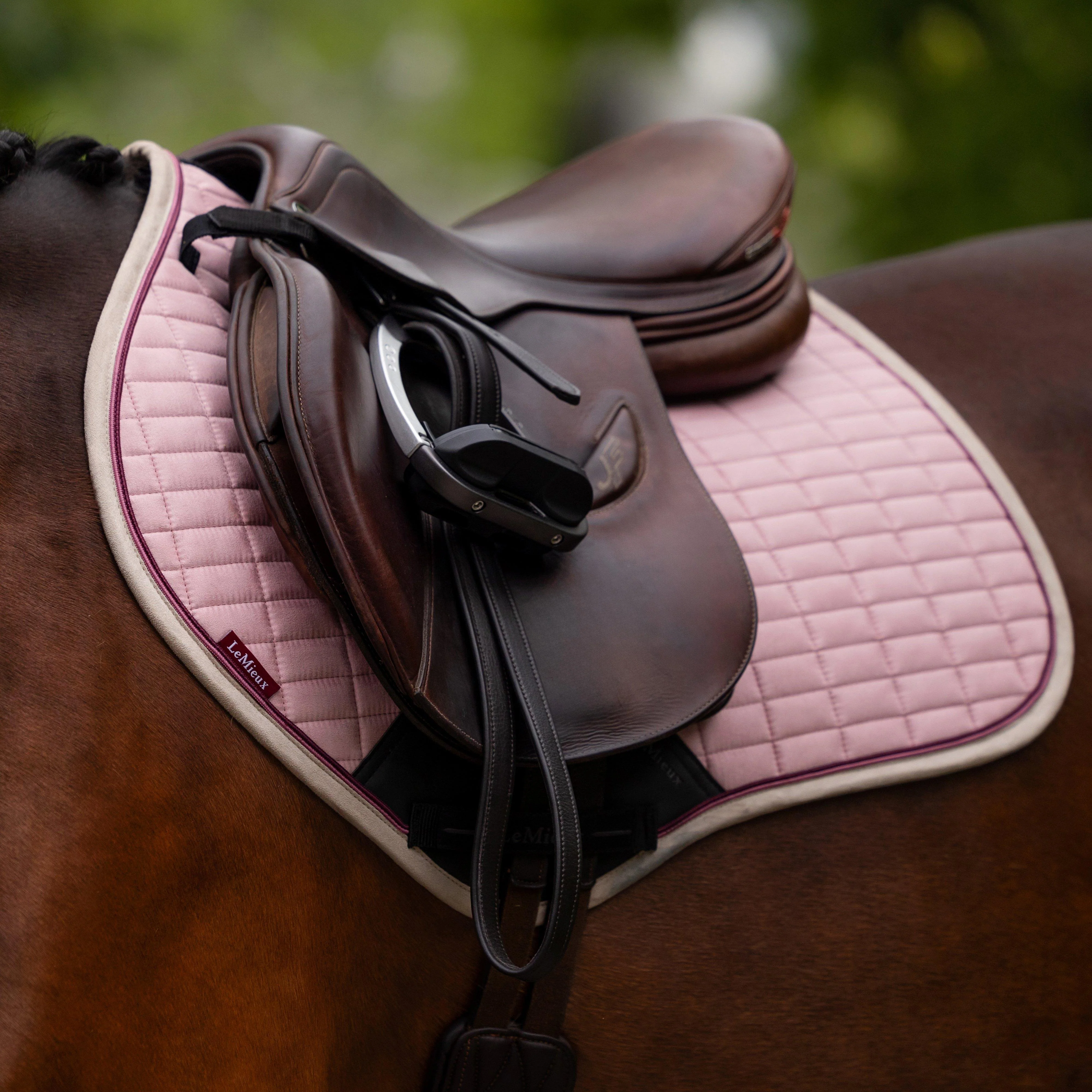 Suede Close Contact Saddle Pad Blossom - Image 2