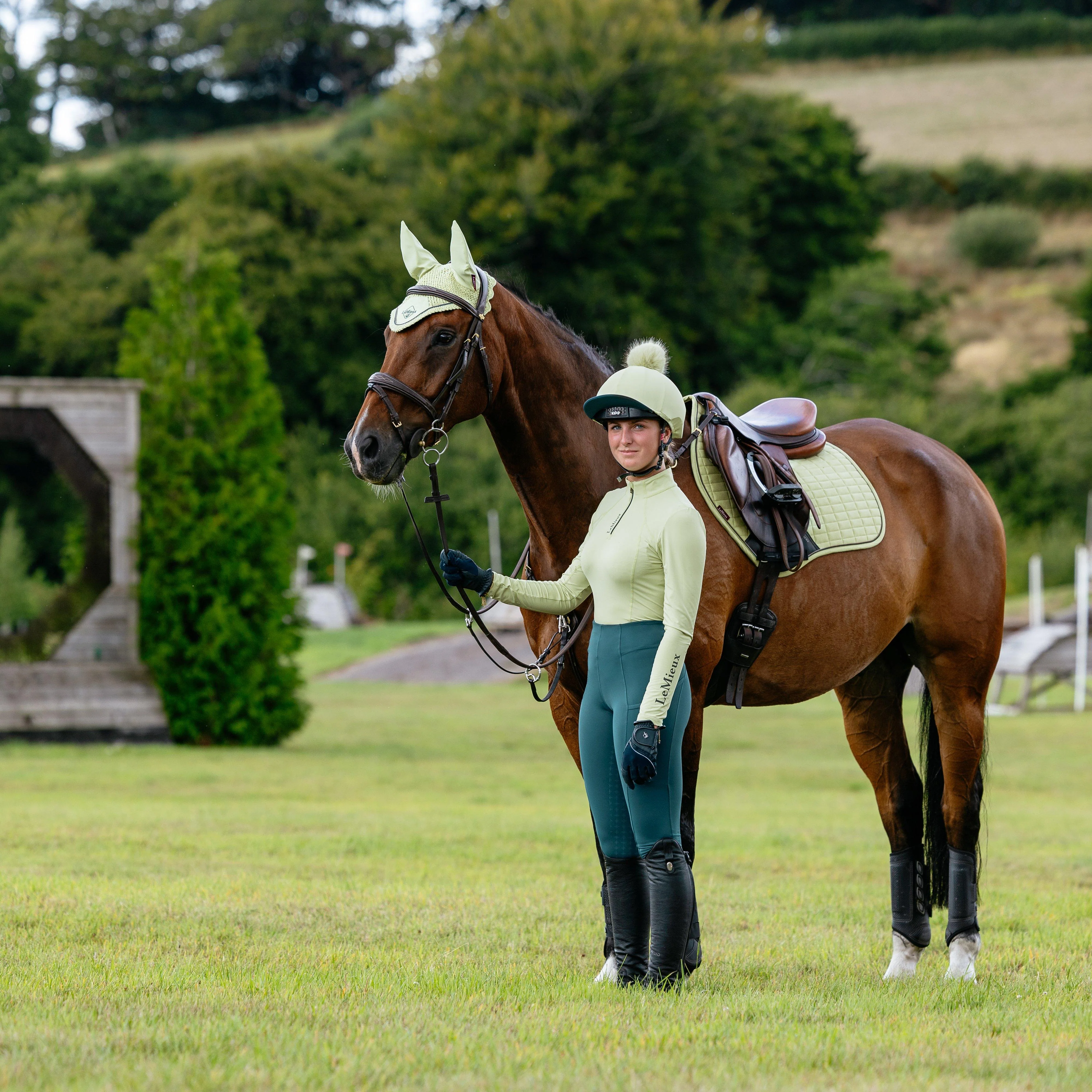 Suede Close Contact Saddle Pad Macaron - Image 8