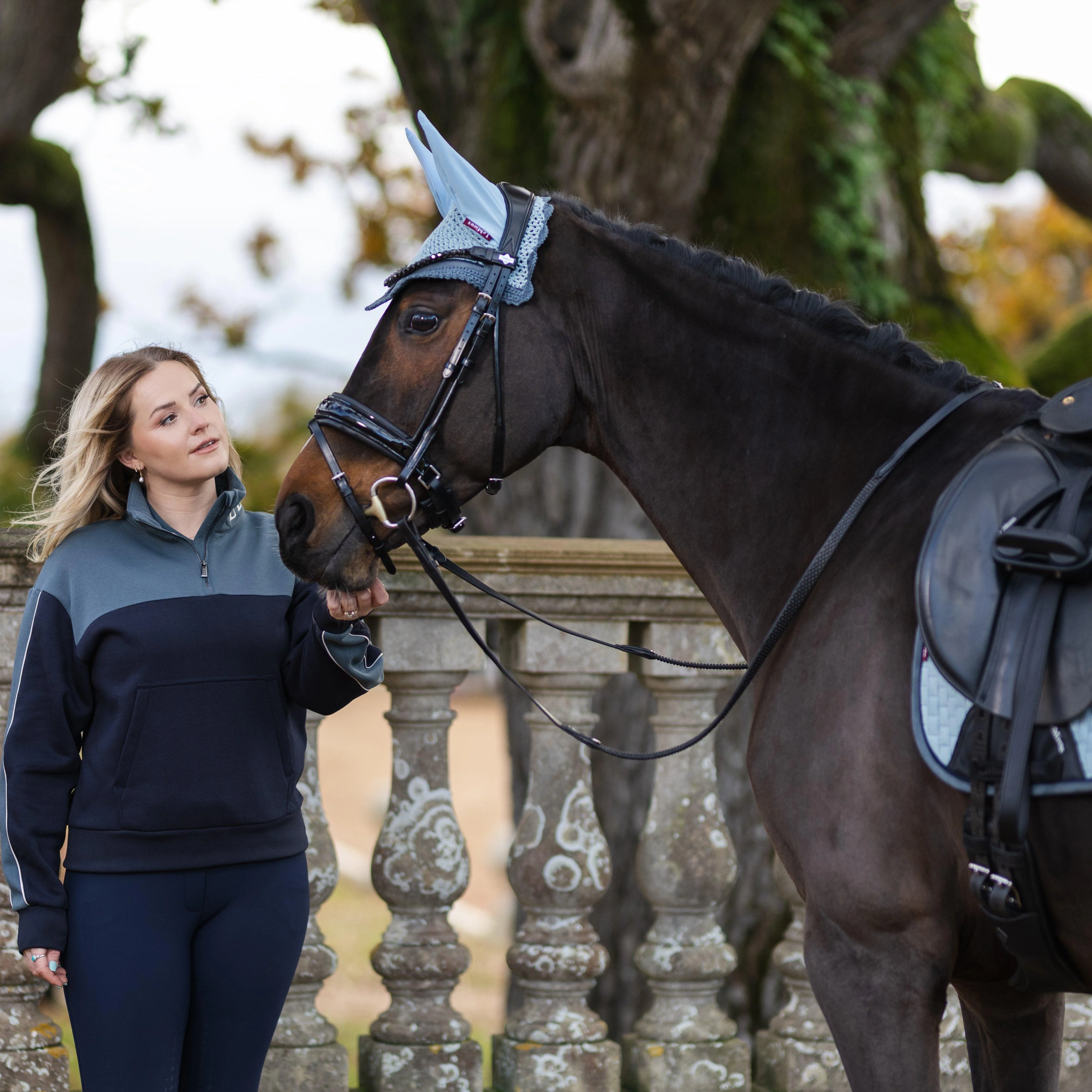 Suede Dressage Saddle Pad Glacier - Image 3