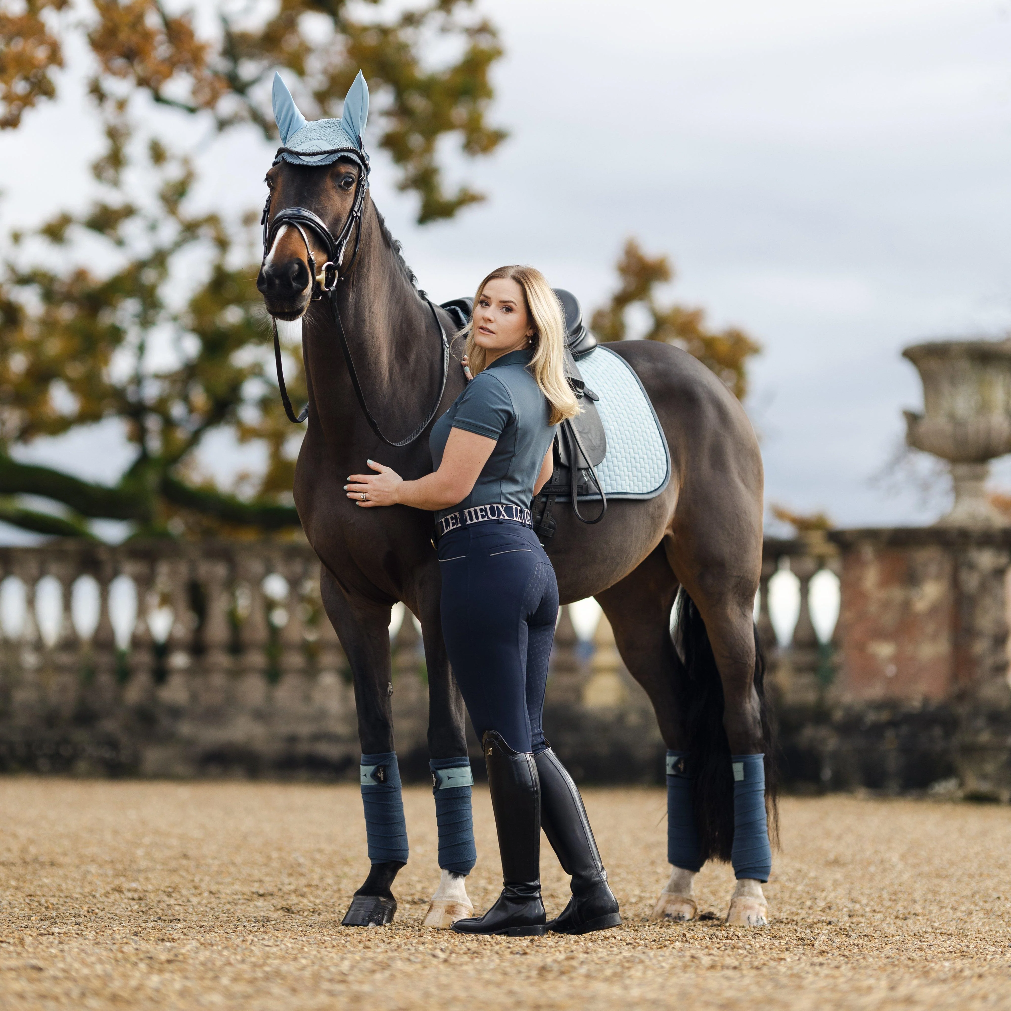 Suede Dressage Saddle Pad Glacier - Image 4