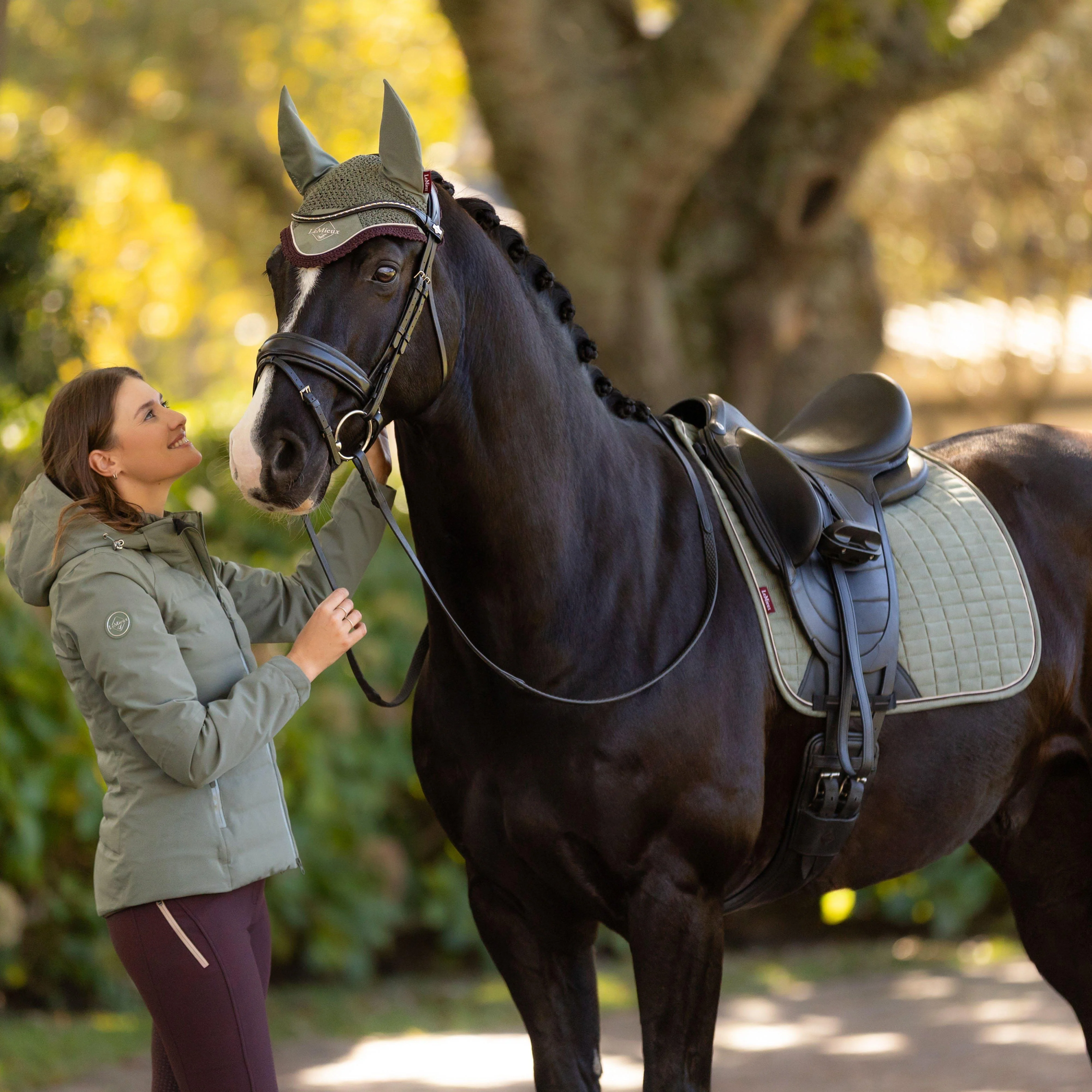 Suede Dressage Saddle Pad Rosemary - Image 5
