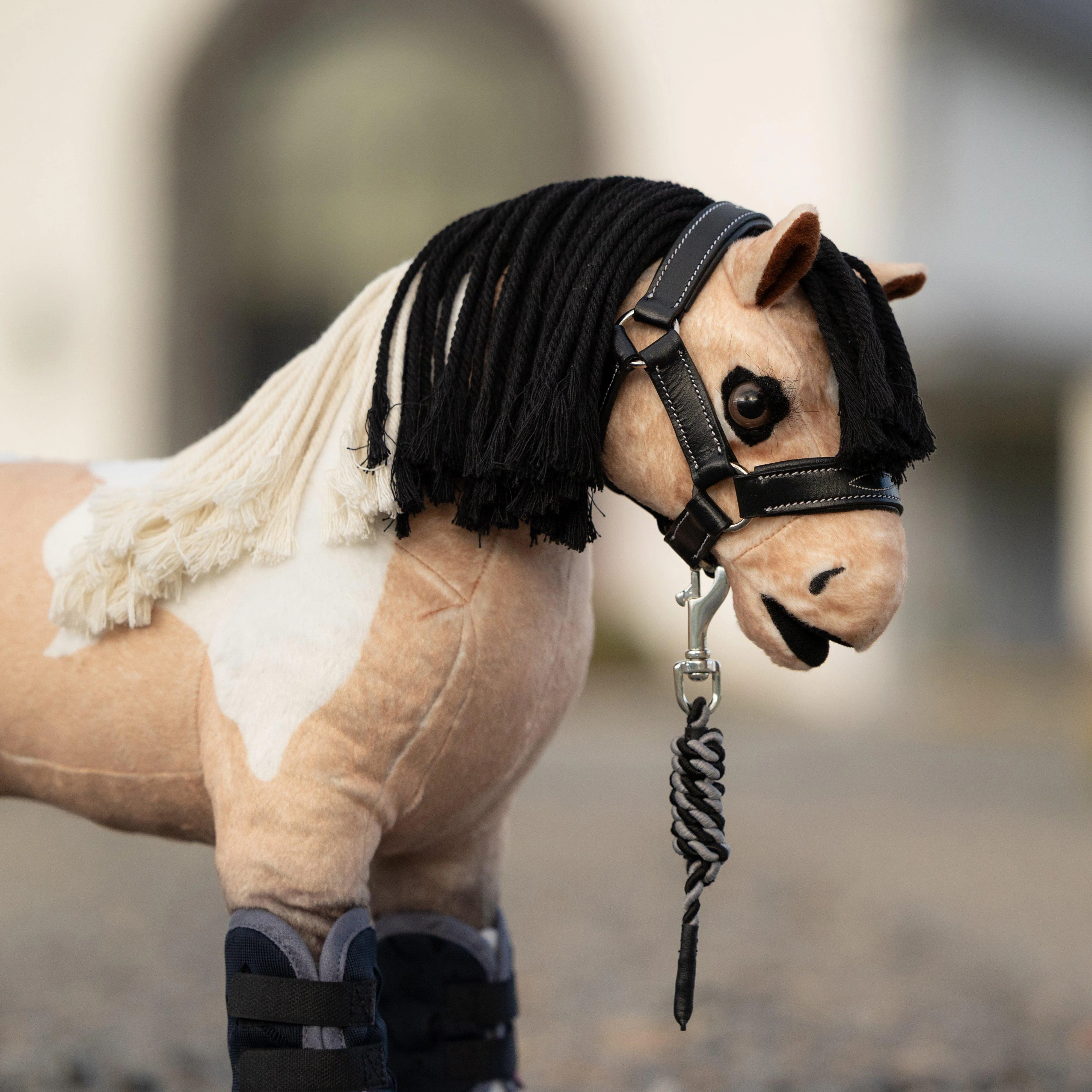 Toy Pony Headcollar Black Leather - Image 3