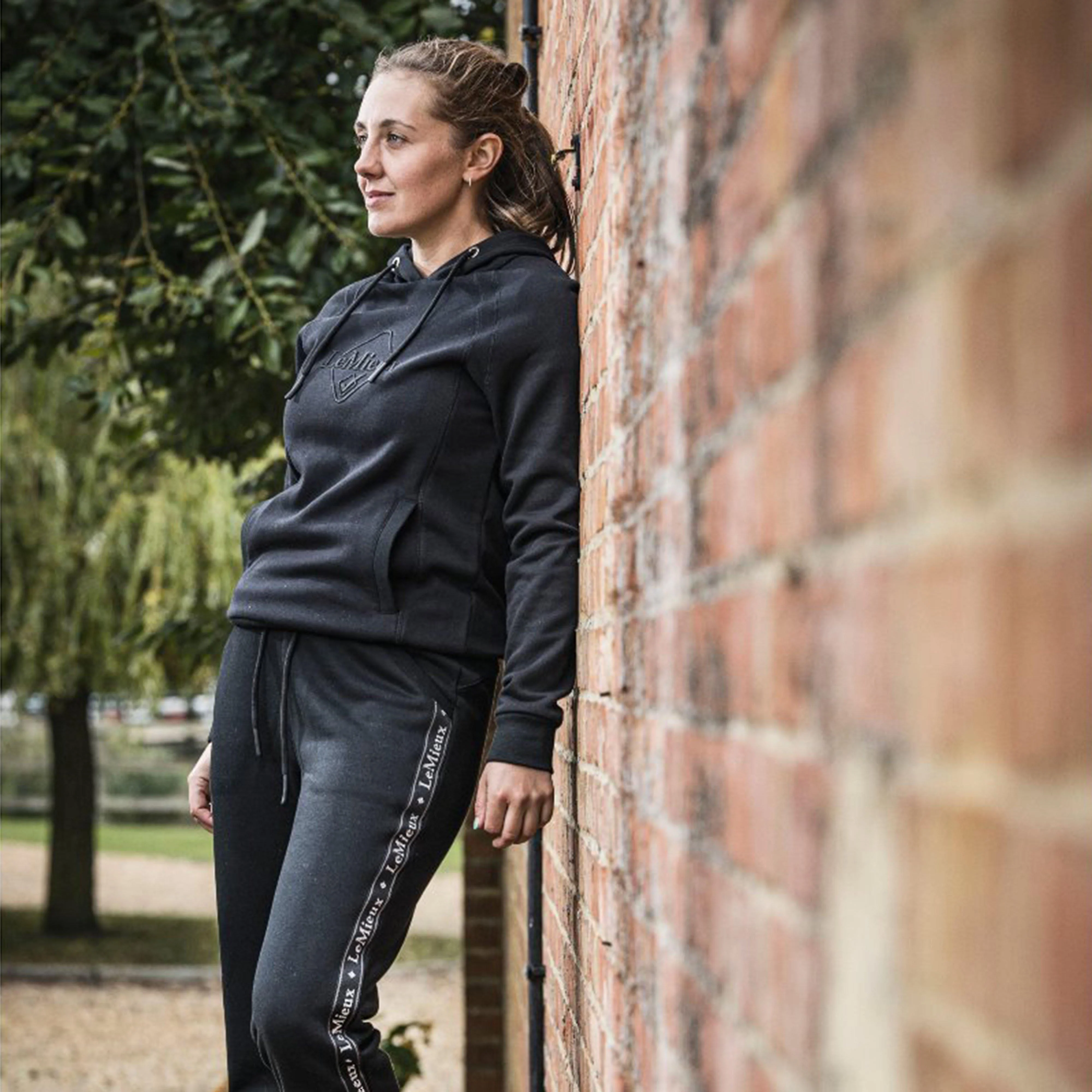 Womens Elite Hoodie Black - Image 8