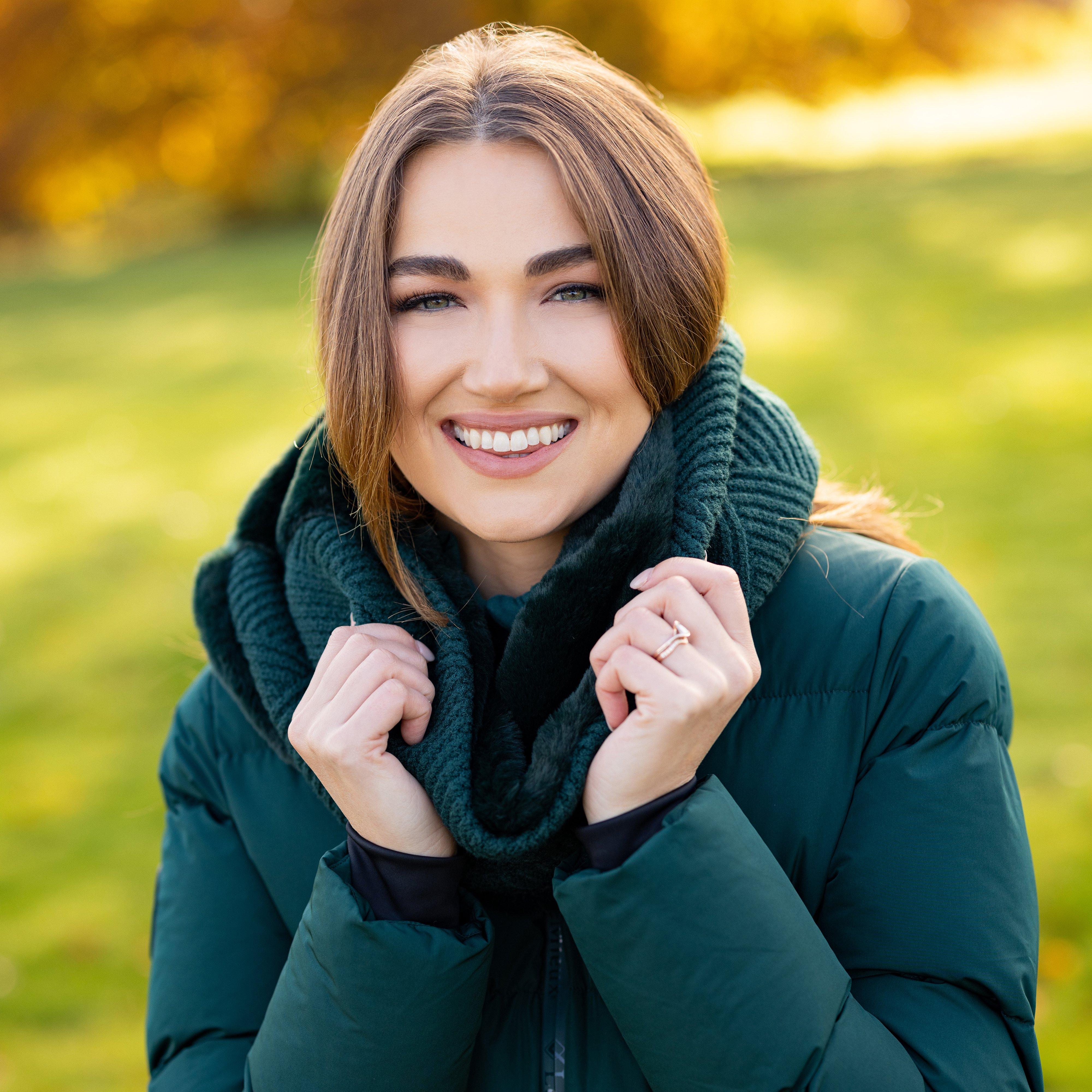 Womens Layla Snood Spruce - Image 4
