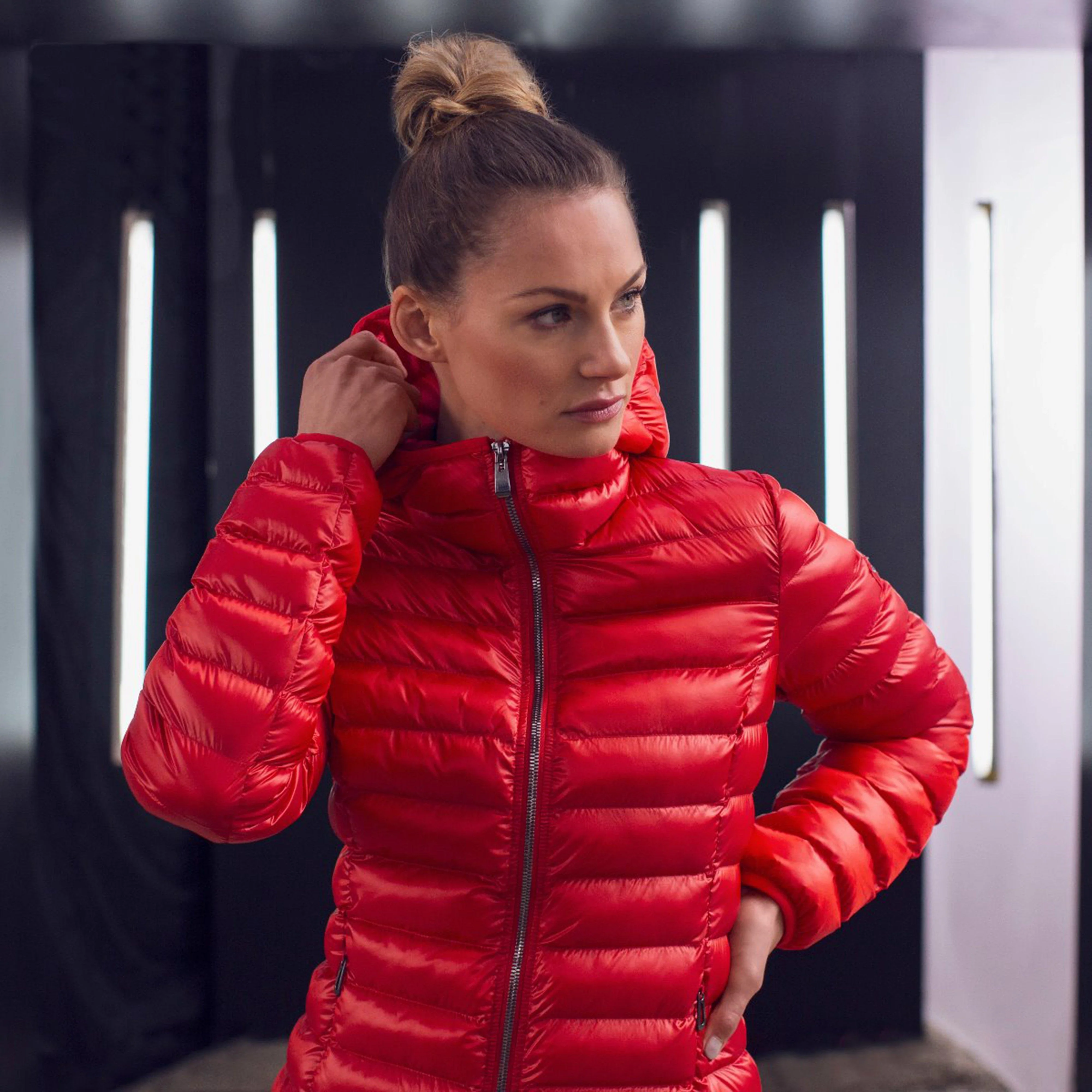 Womens Mina Lightweight Padded Jacket Scarlet - Image 2