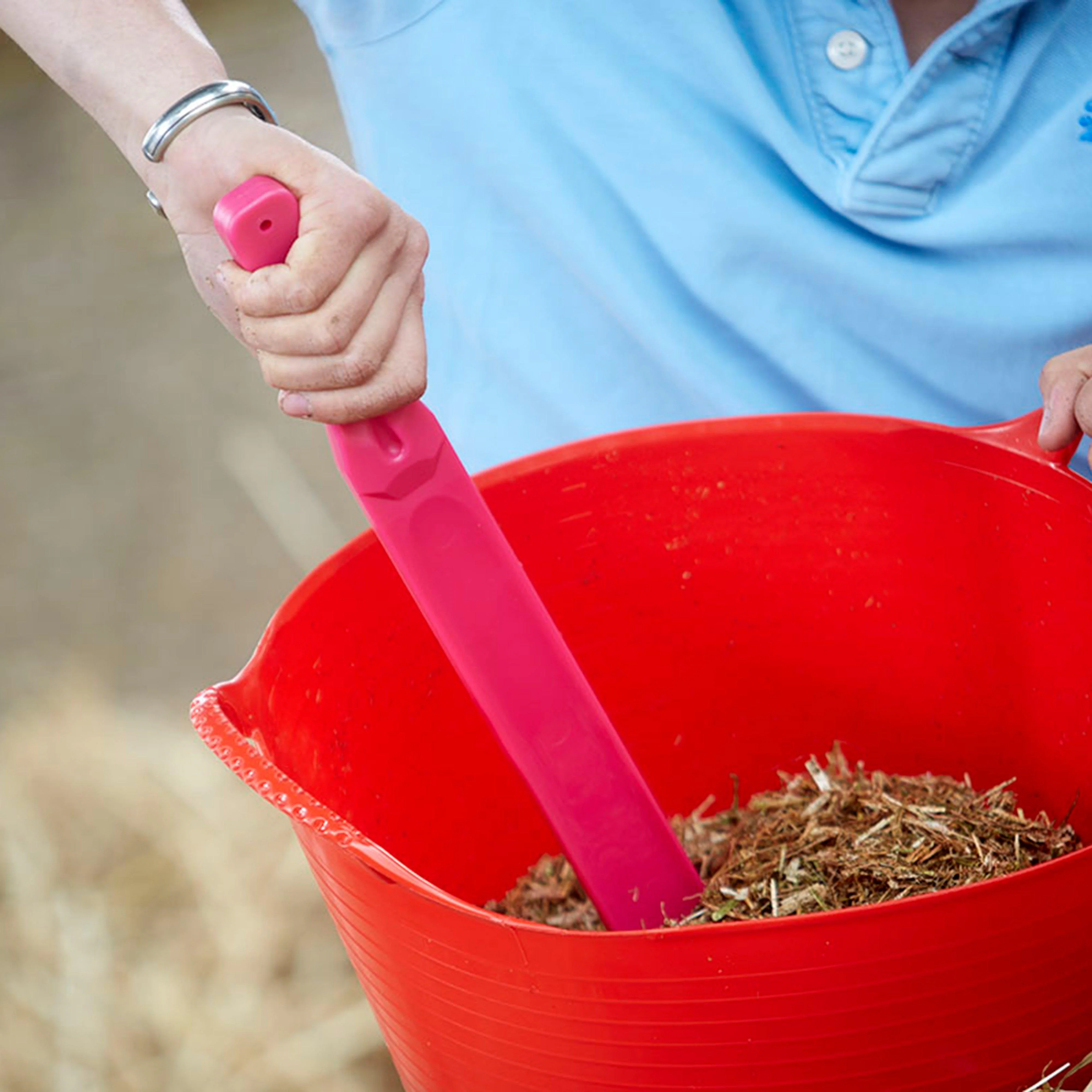 Flexible Bucket Red - Image 3