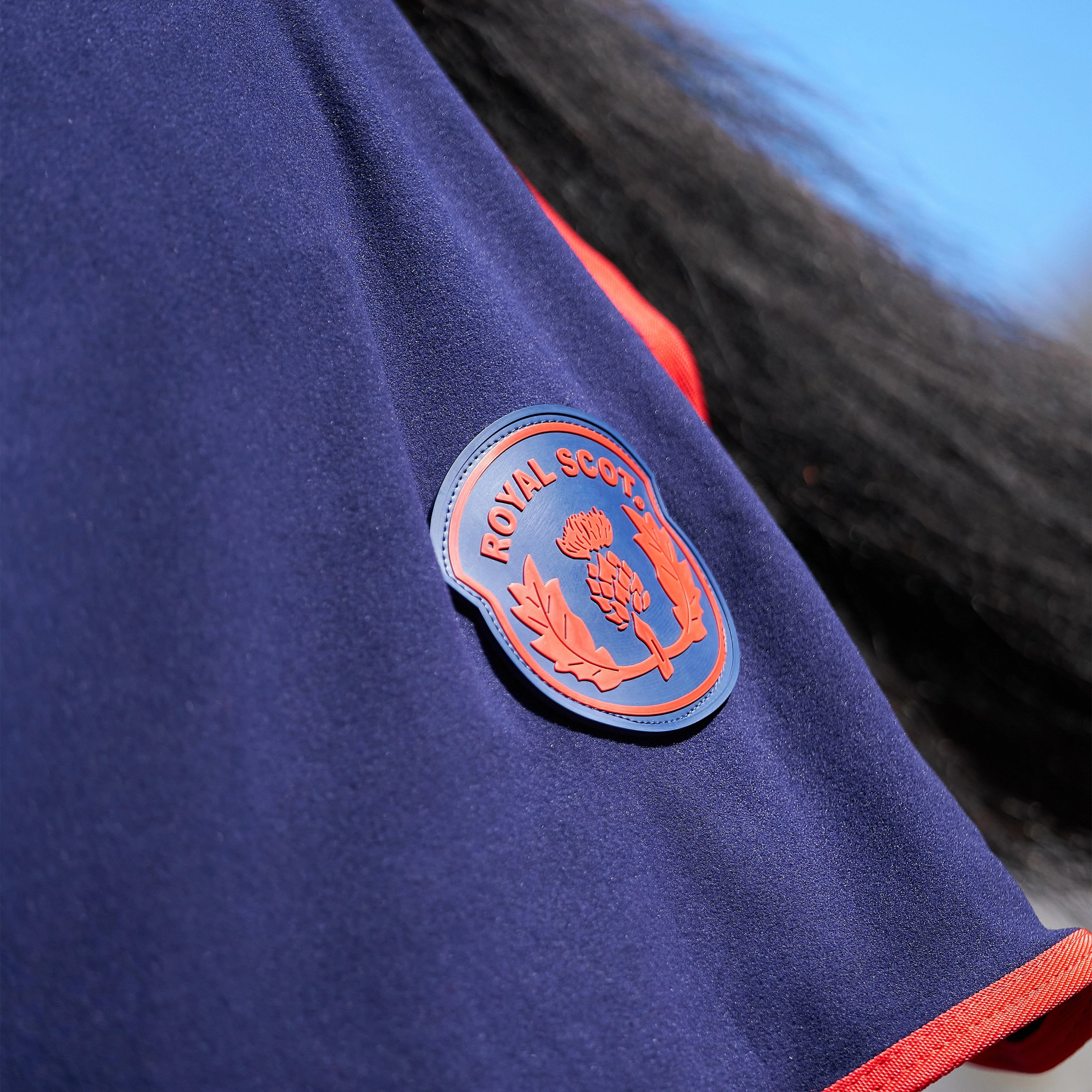 Original Fleece Standard Neck Rug Navy/Red - Image 2