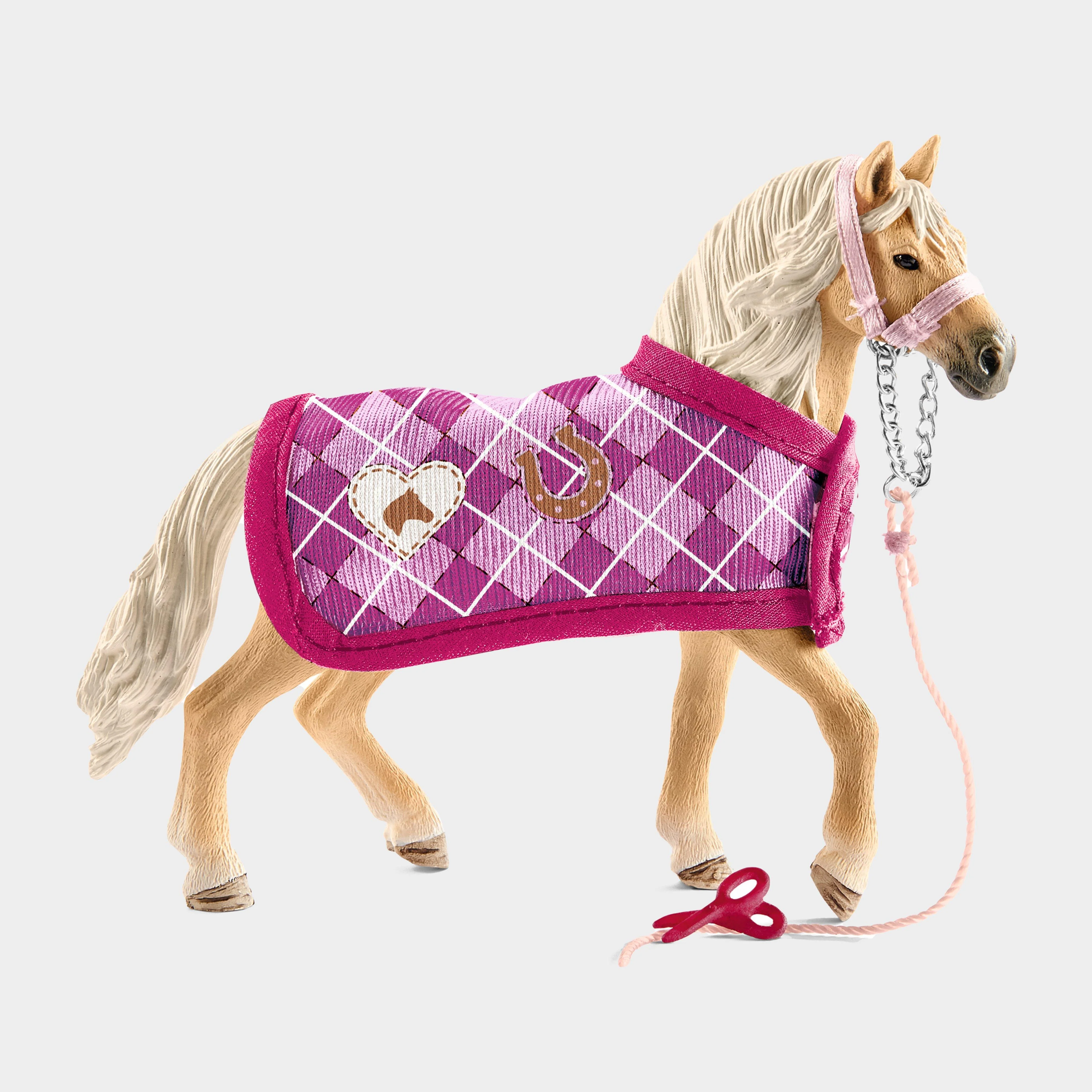 Horse Club Sofia’s Fashion Creation - Image 3