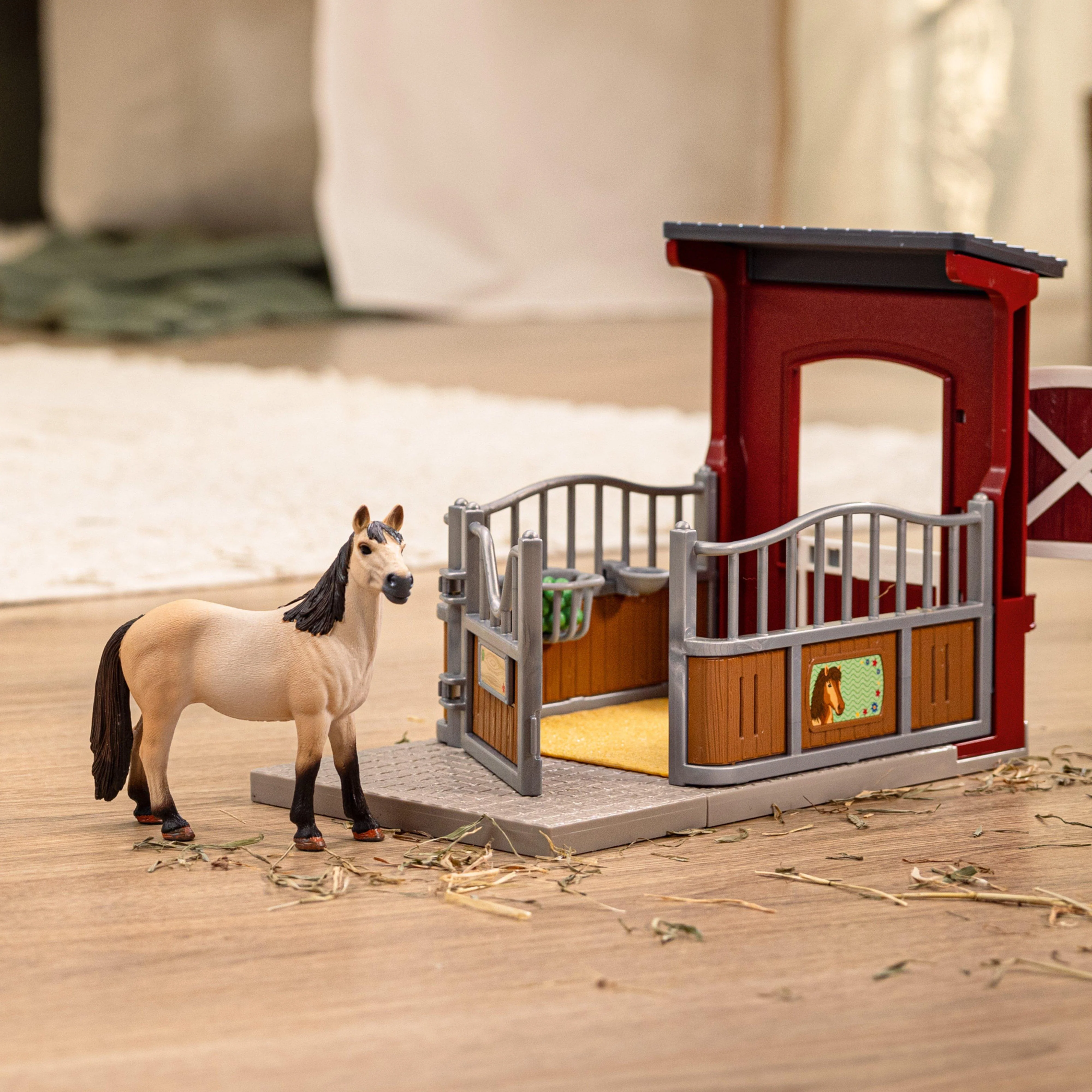 Pony Box with Mustang Mare - Image 3