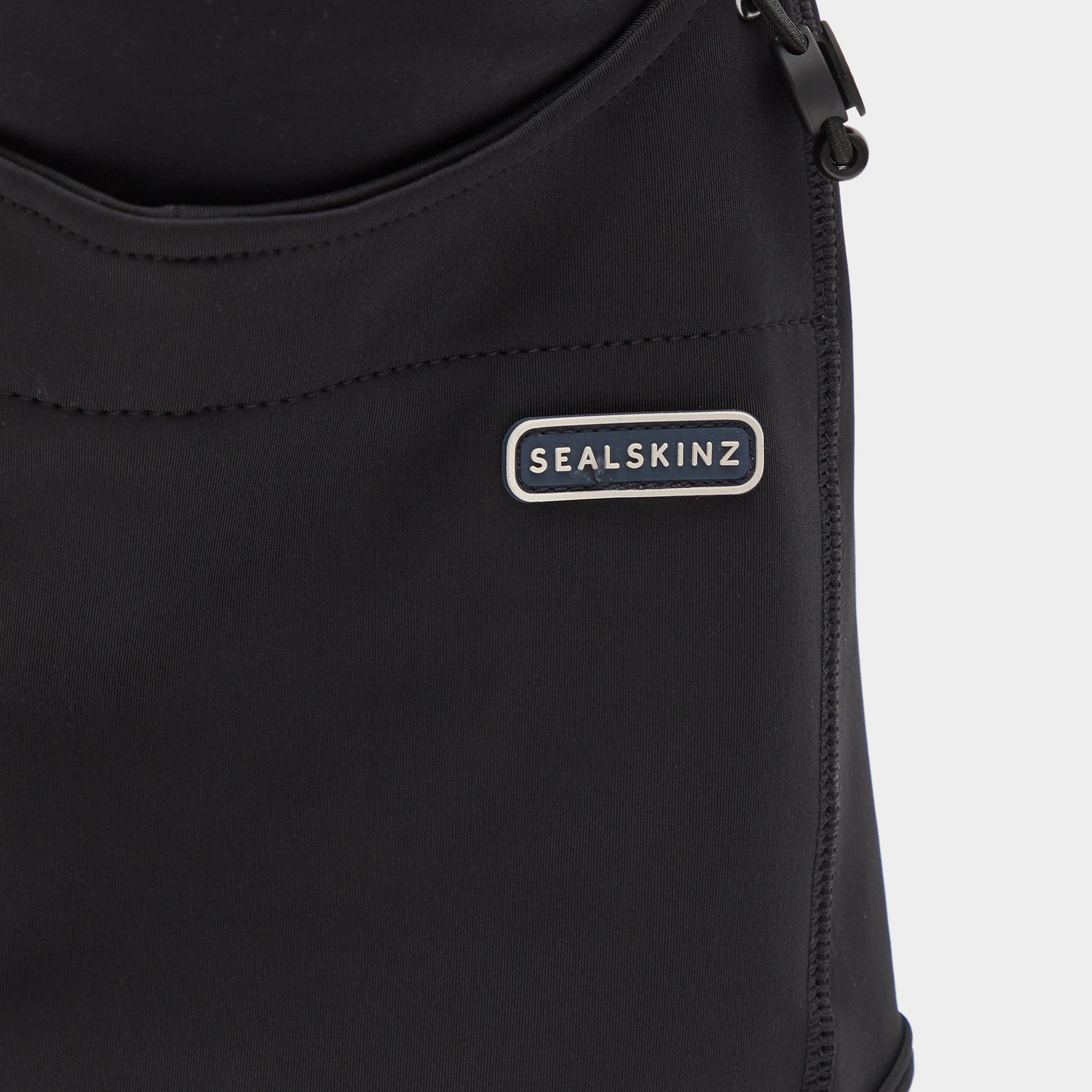 Waterproof Beetley Head Gaiter Black - Image 3