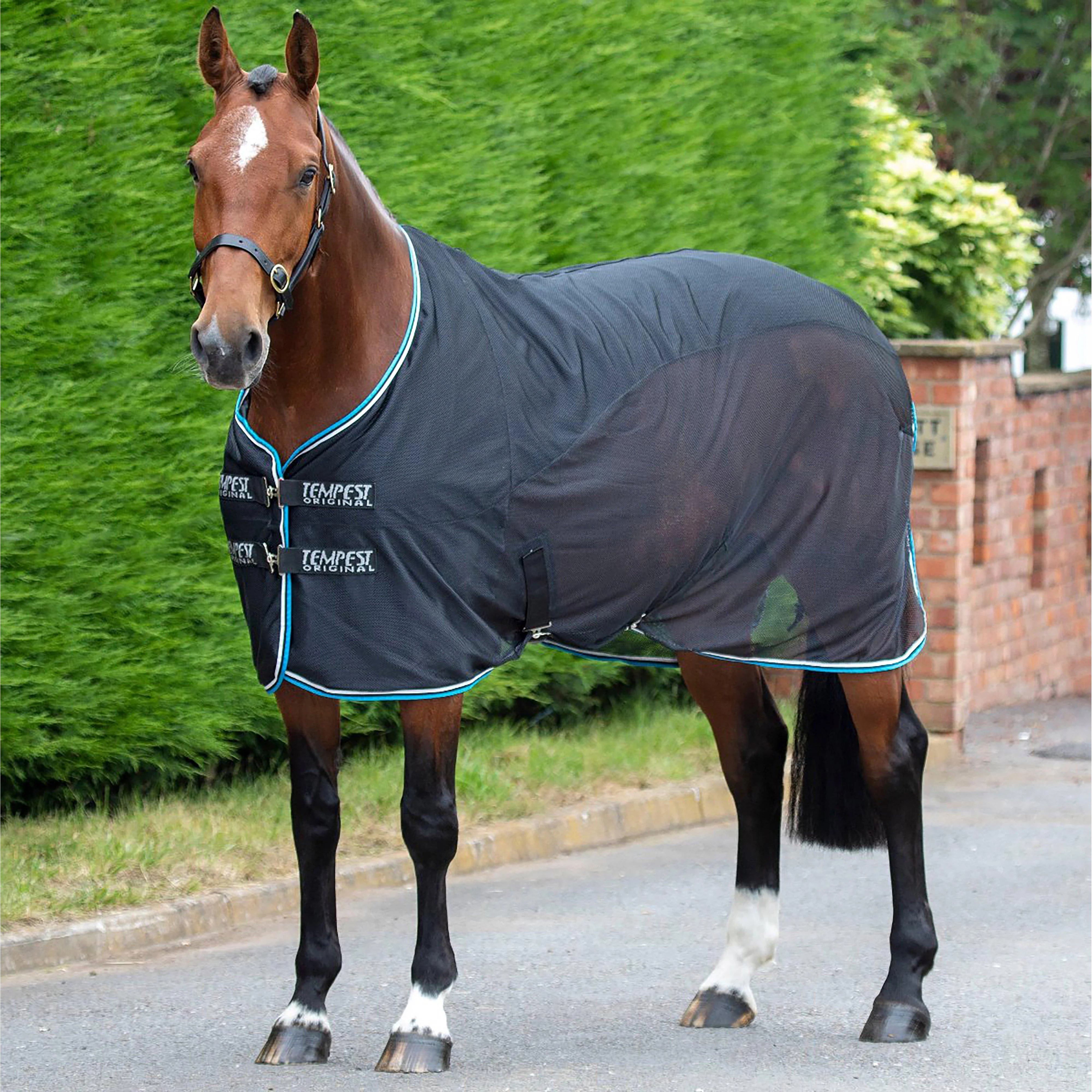 Tempest Original Fleece/Mesh Cooler Black - Image 2