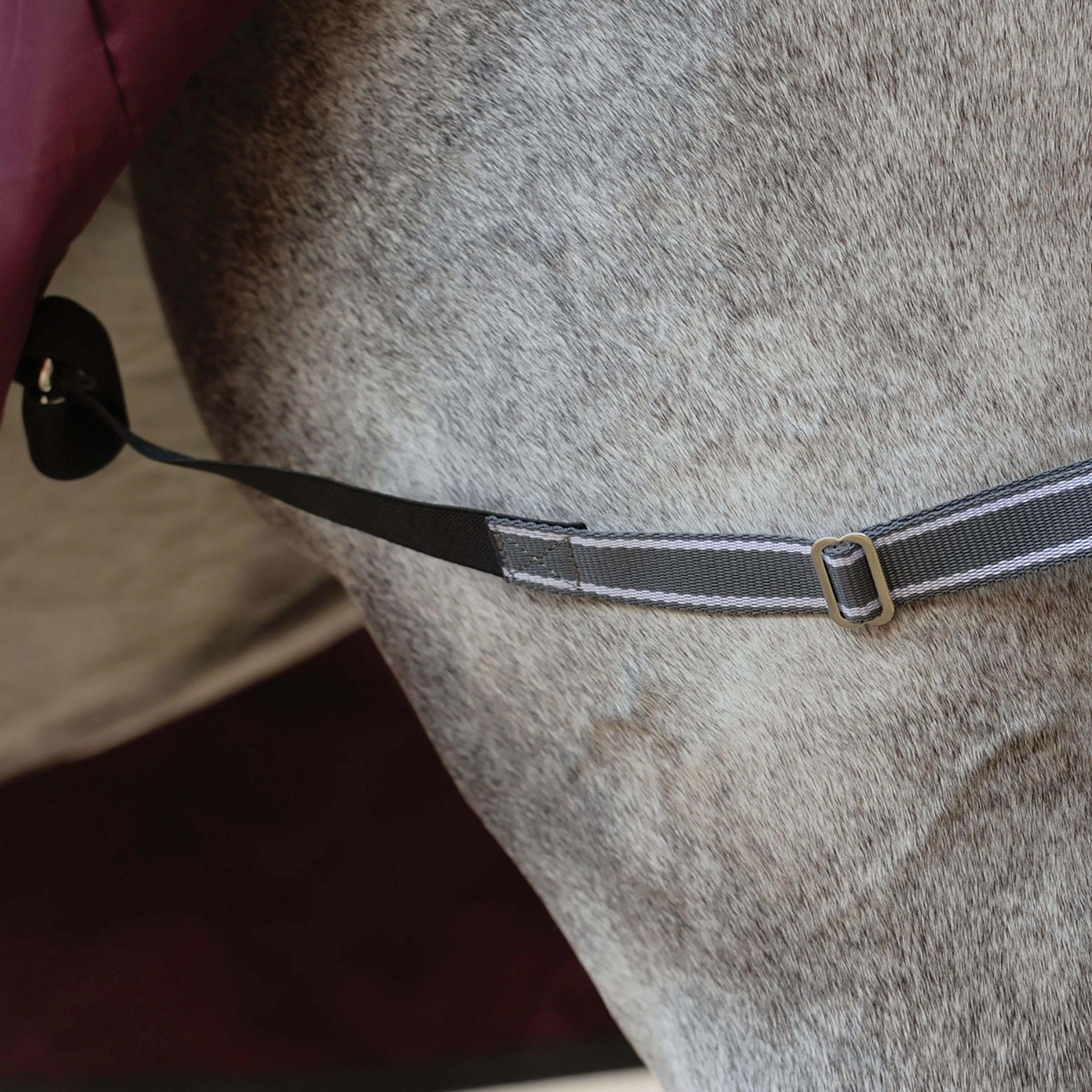 ComFiTec Plus Dynamic II 220g Medium Weight Standard Neck Turnout Rug Blue Swirl Marble Print - Image 3