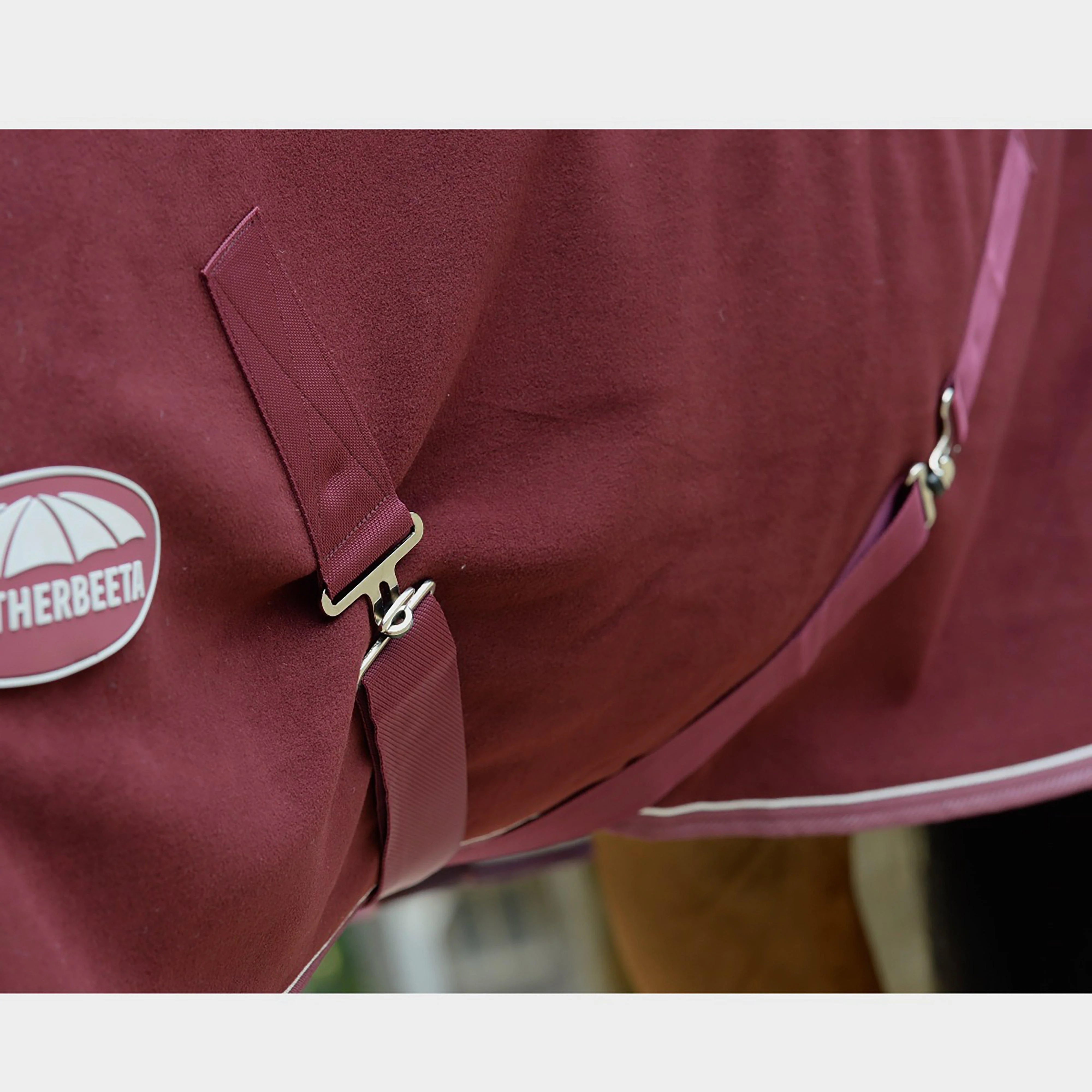 Sherpa Fleece Standard Neck Cooler Maroon/White - Image 5