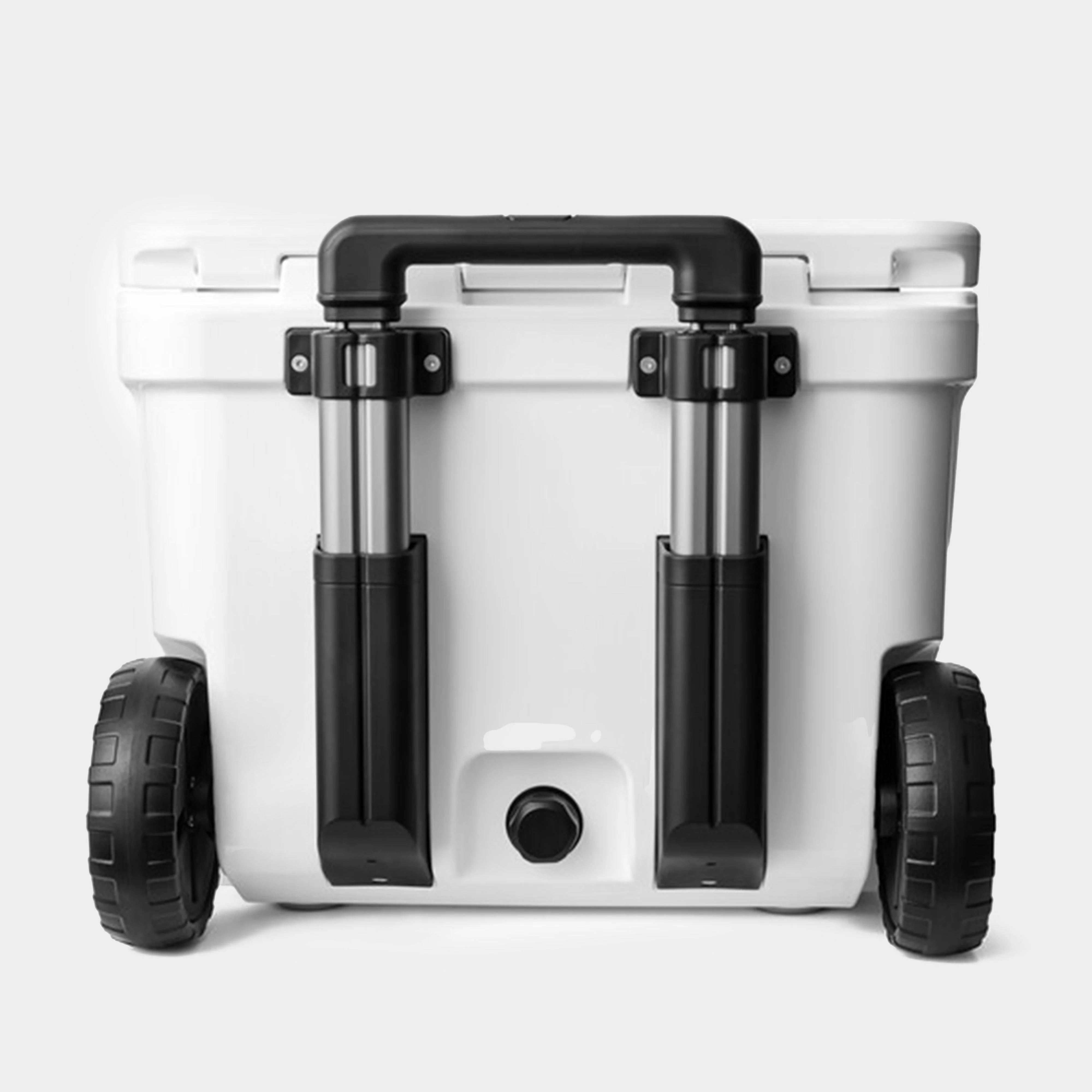 Roadie® 32 Wheeled Cool Box - Image 6