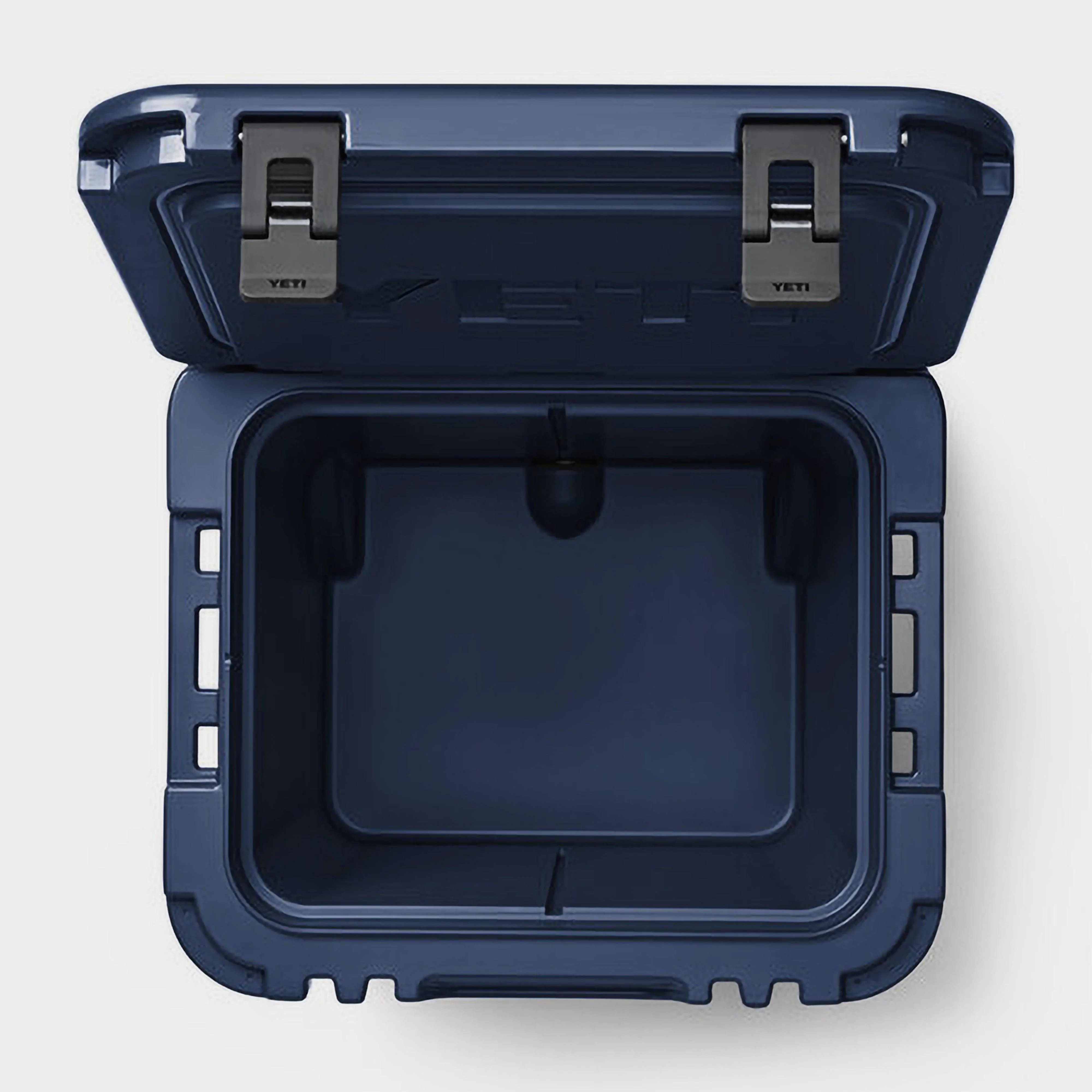 Roadie® 48 Wheeled Cool Box - Image 4